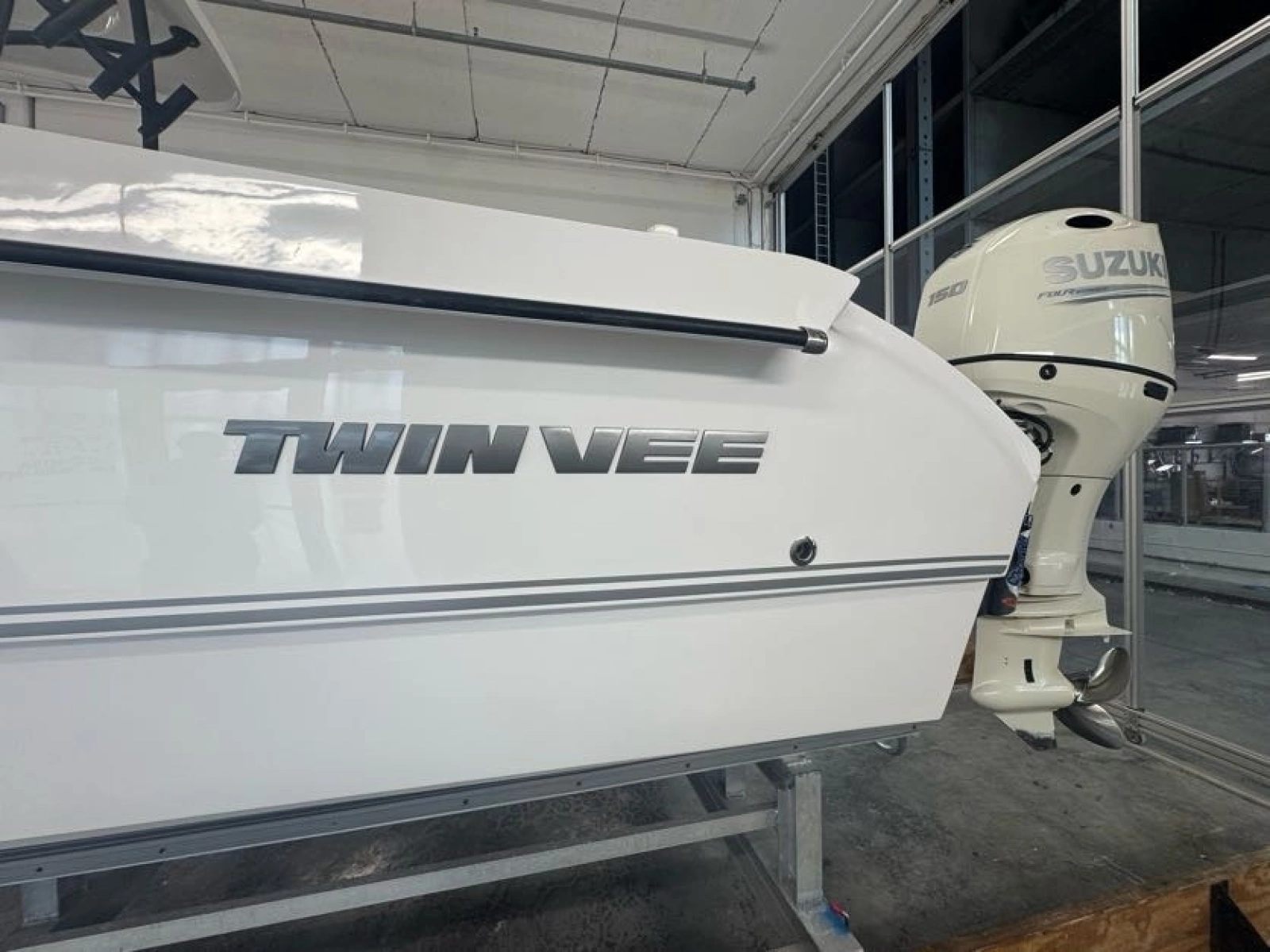 2020 Twin Vee 26 Viva SE