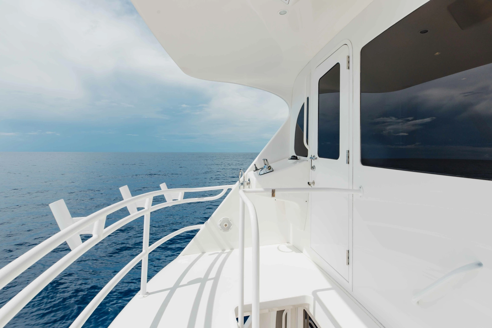 2012 Viking 76 Enclosed Bridge