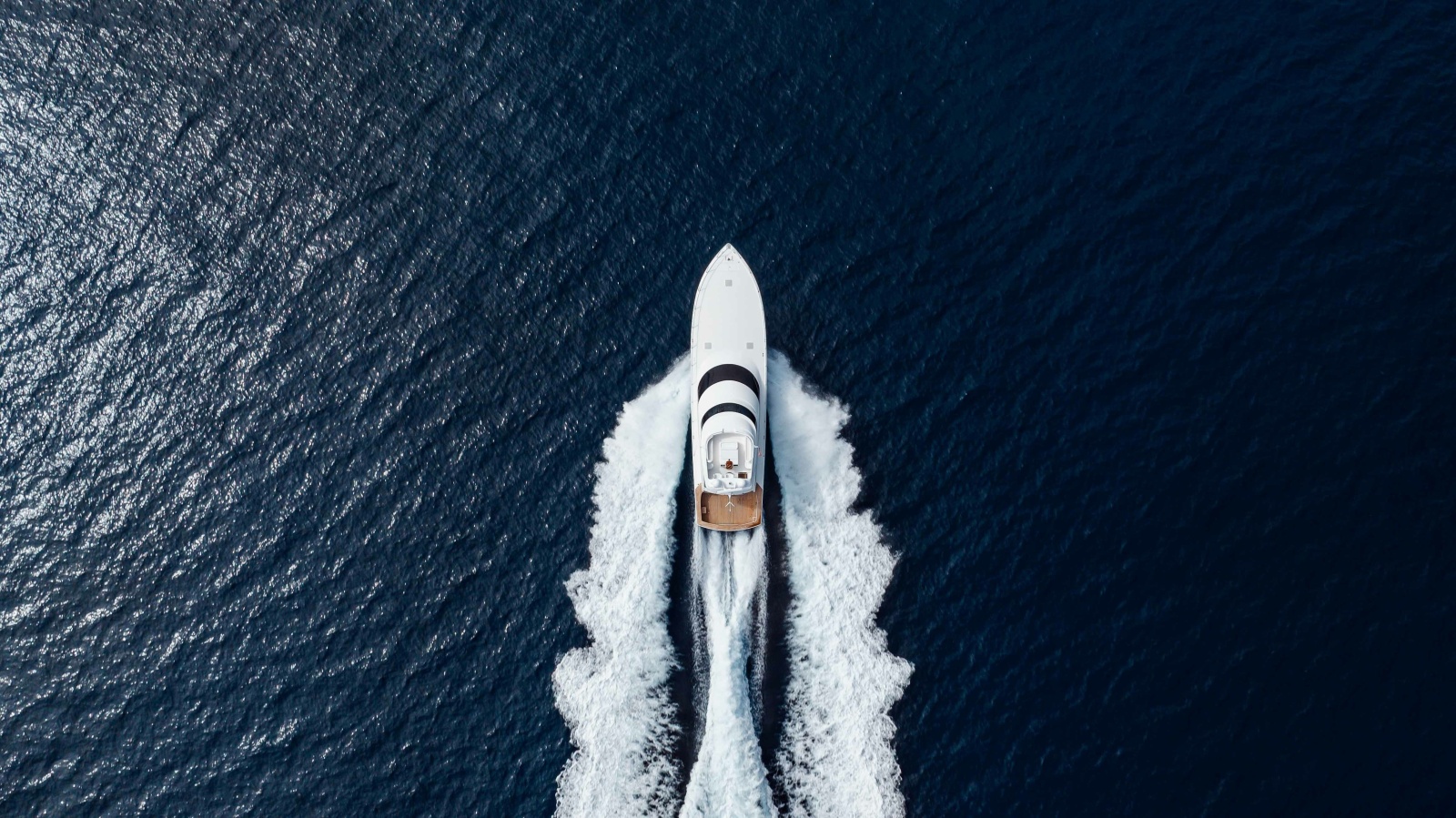 2012 Viking 76 Enclosed Bridge