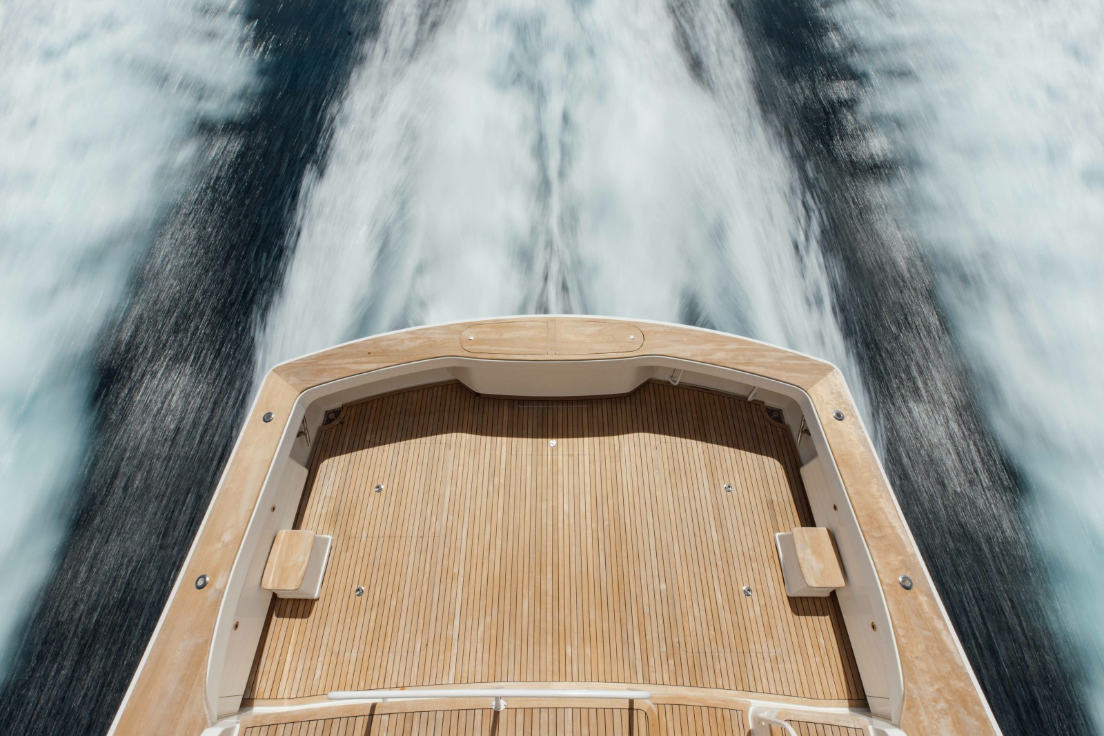 2012 Viking 76 Enclosed Bridge