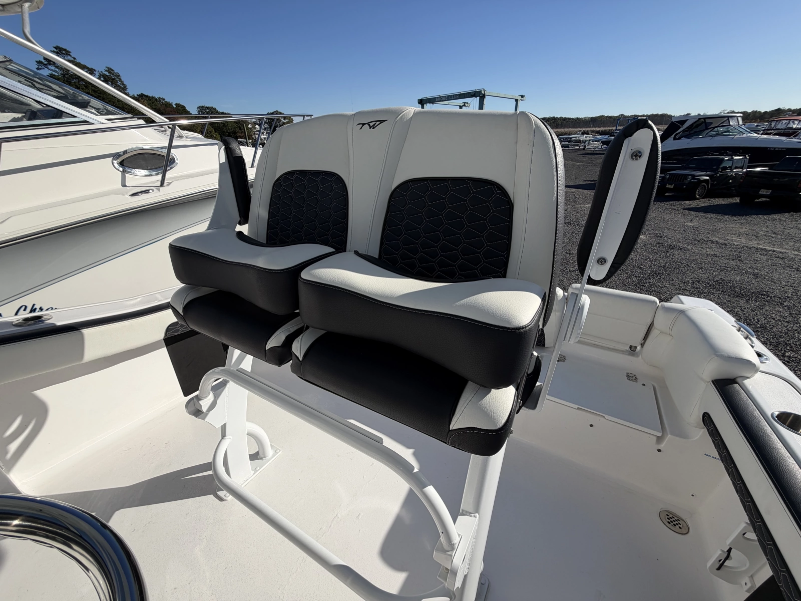 2026 Tidewater 220 LXF