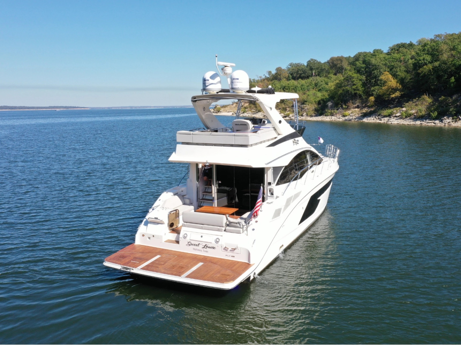 2018 Sea Ray FLY 520