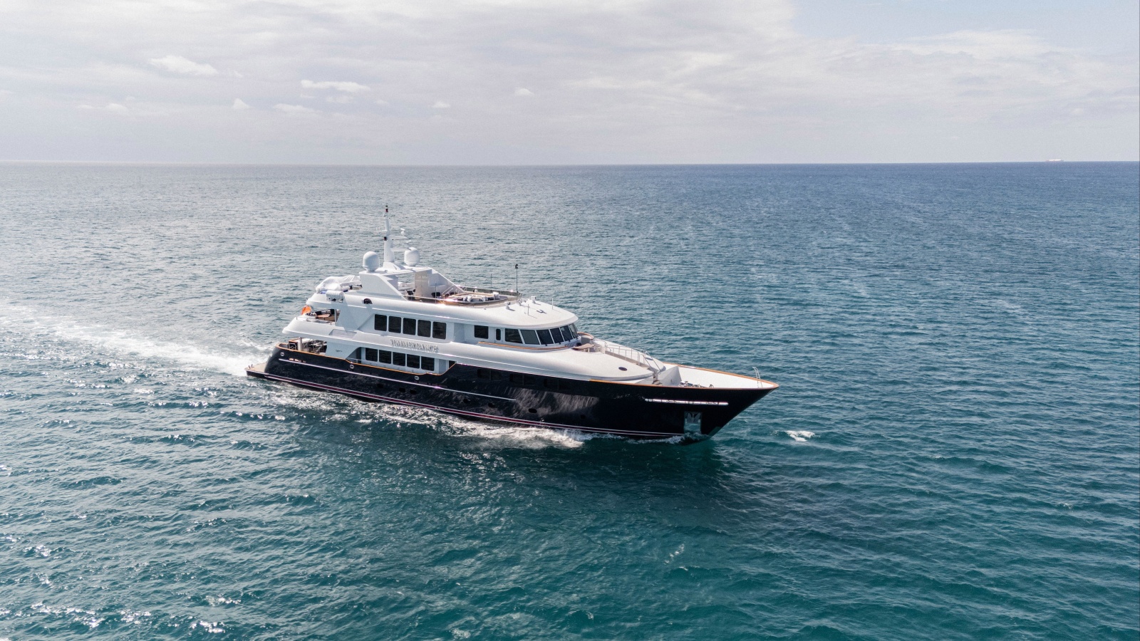 2004 Trinity Yachts 
