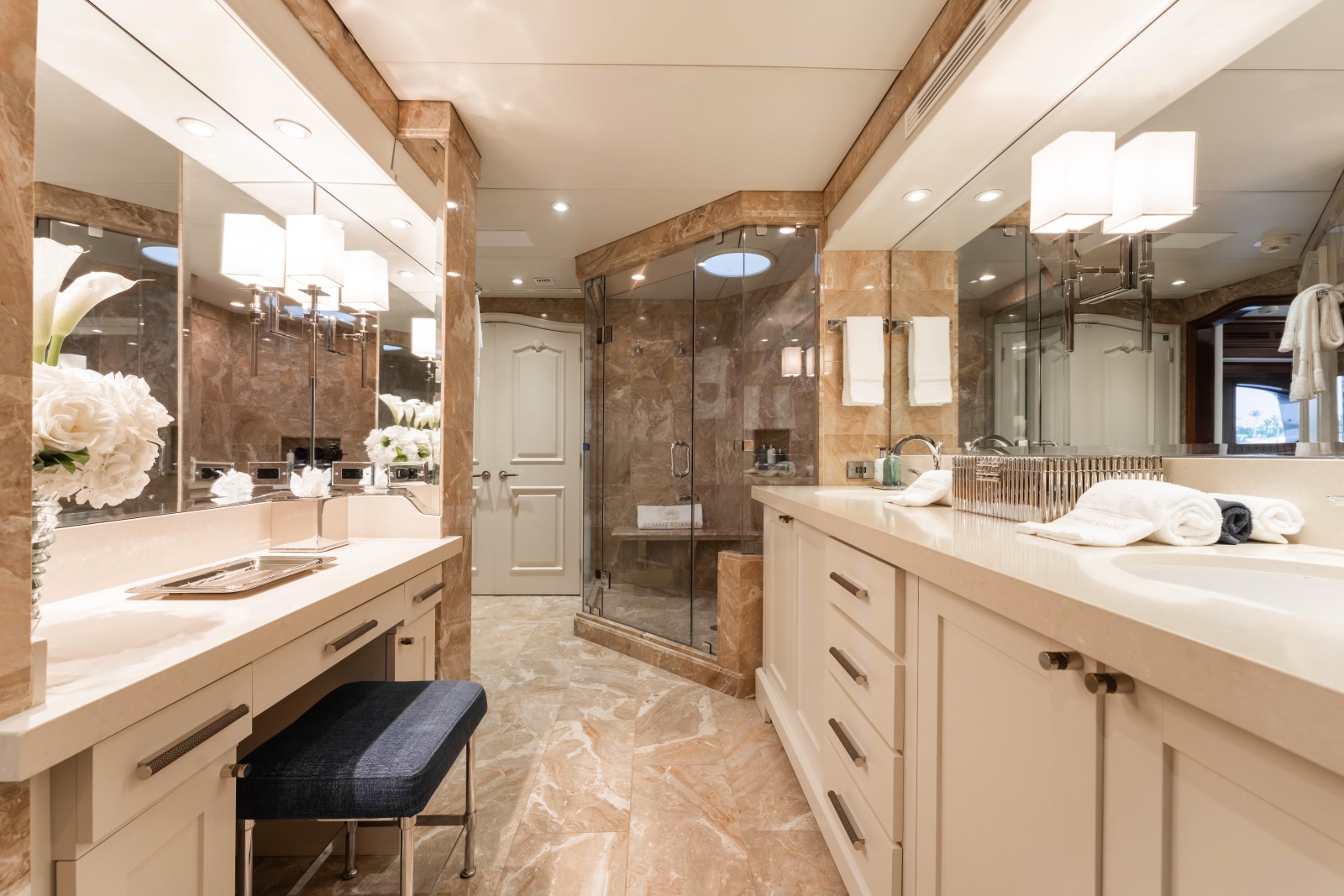 2004 Trinity Yachts 