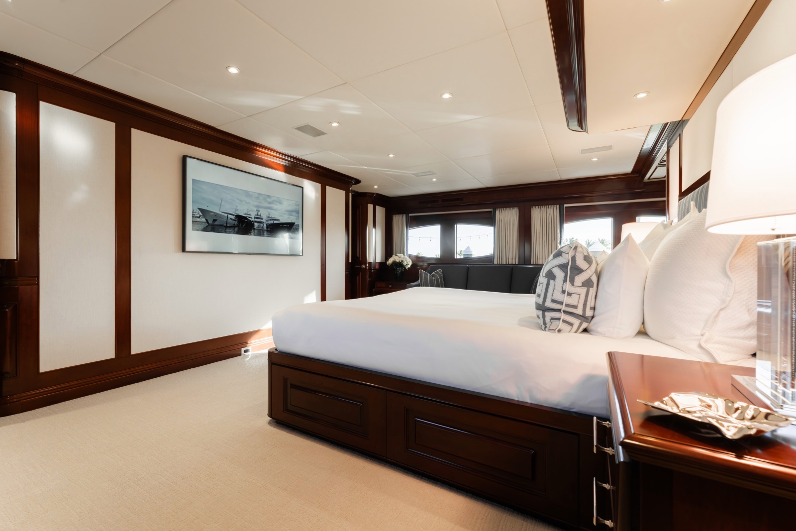 2004 Trinity Yachts 