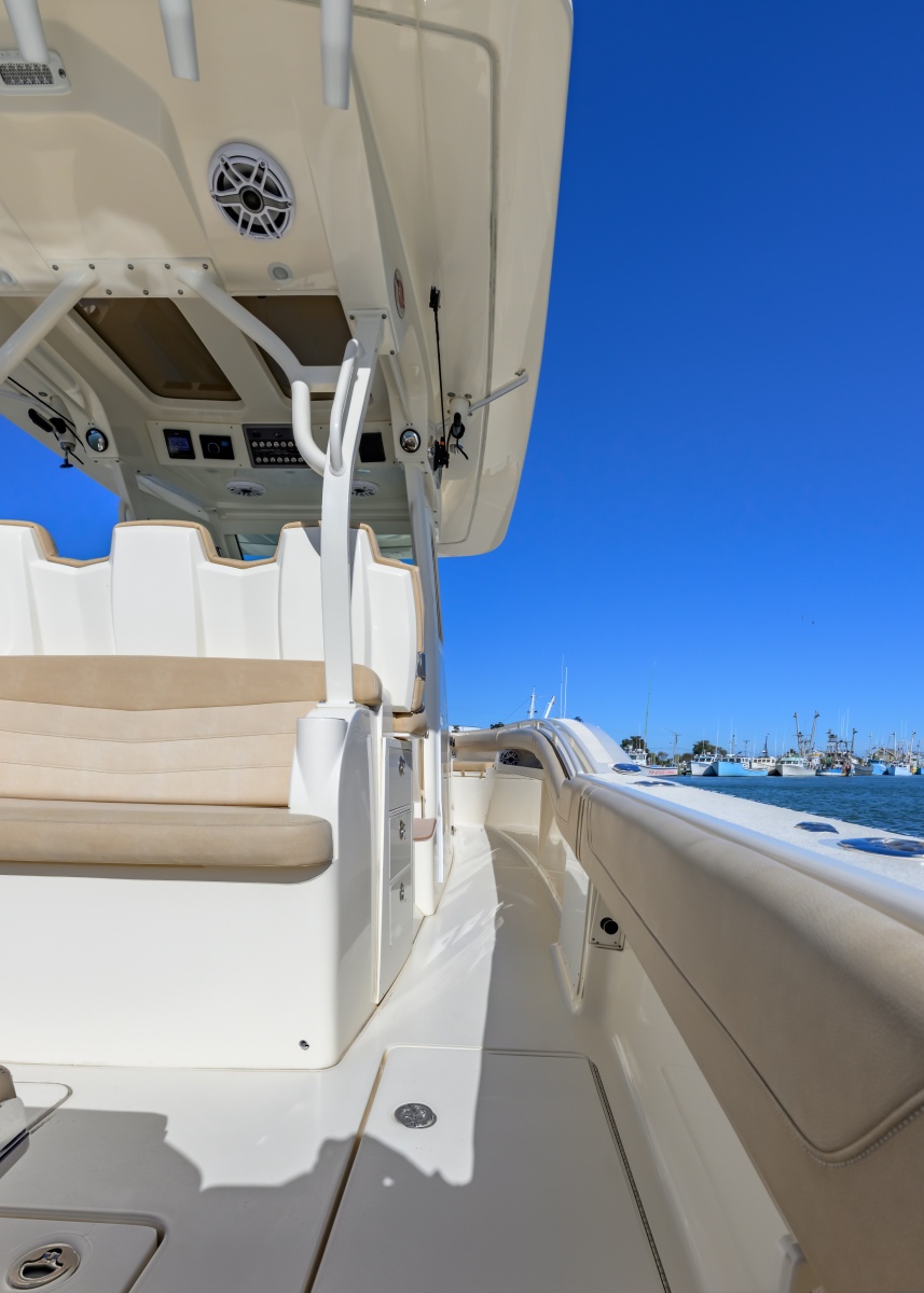 2018 Scout 355 LXF
