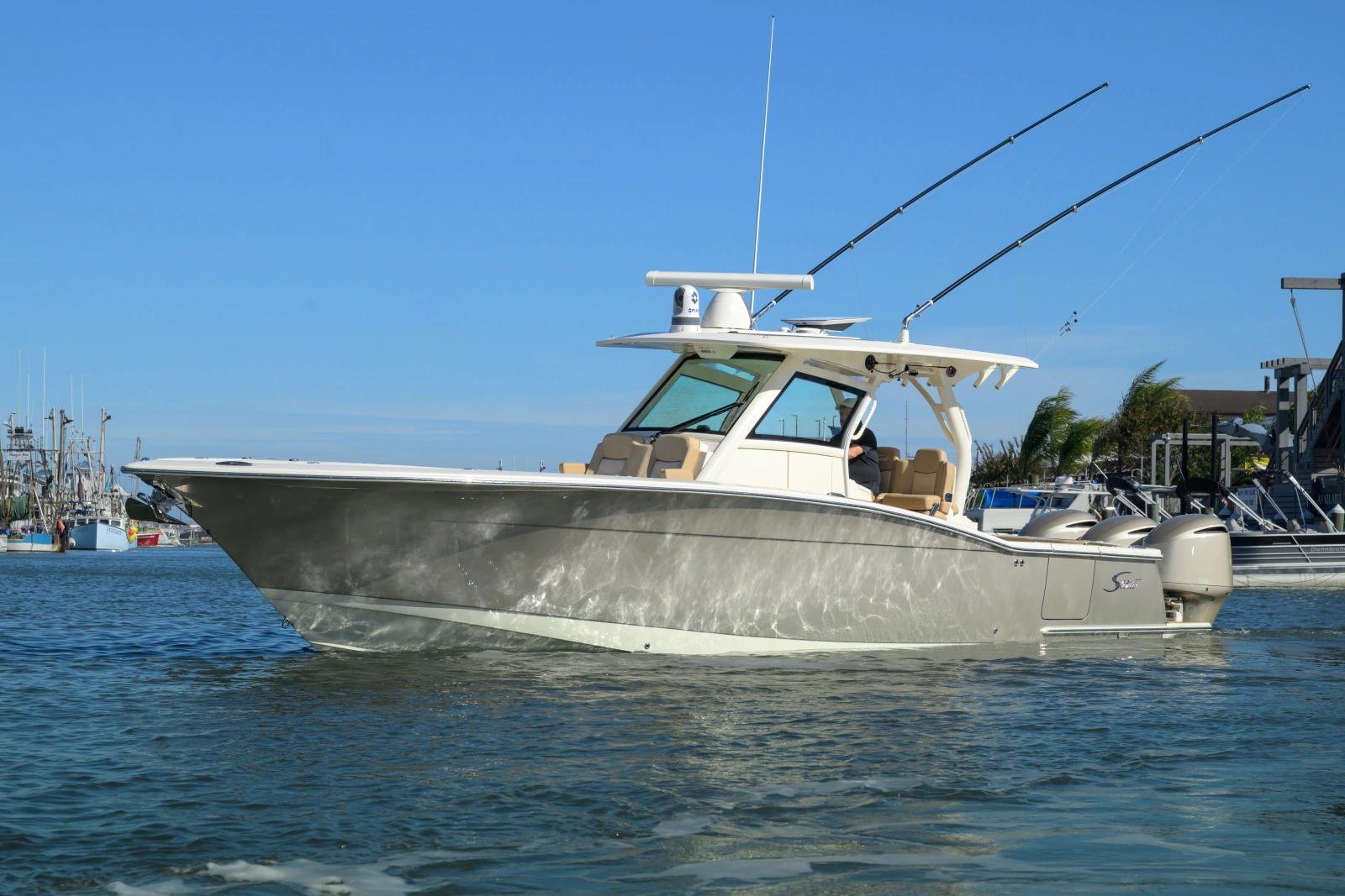 2018 Scout 355 LXF