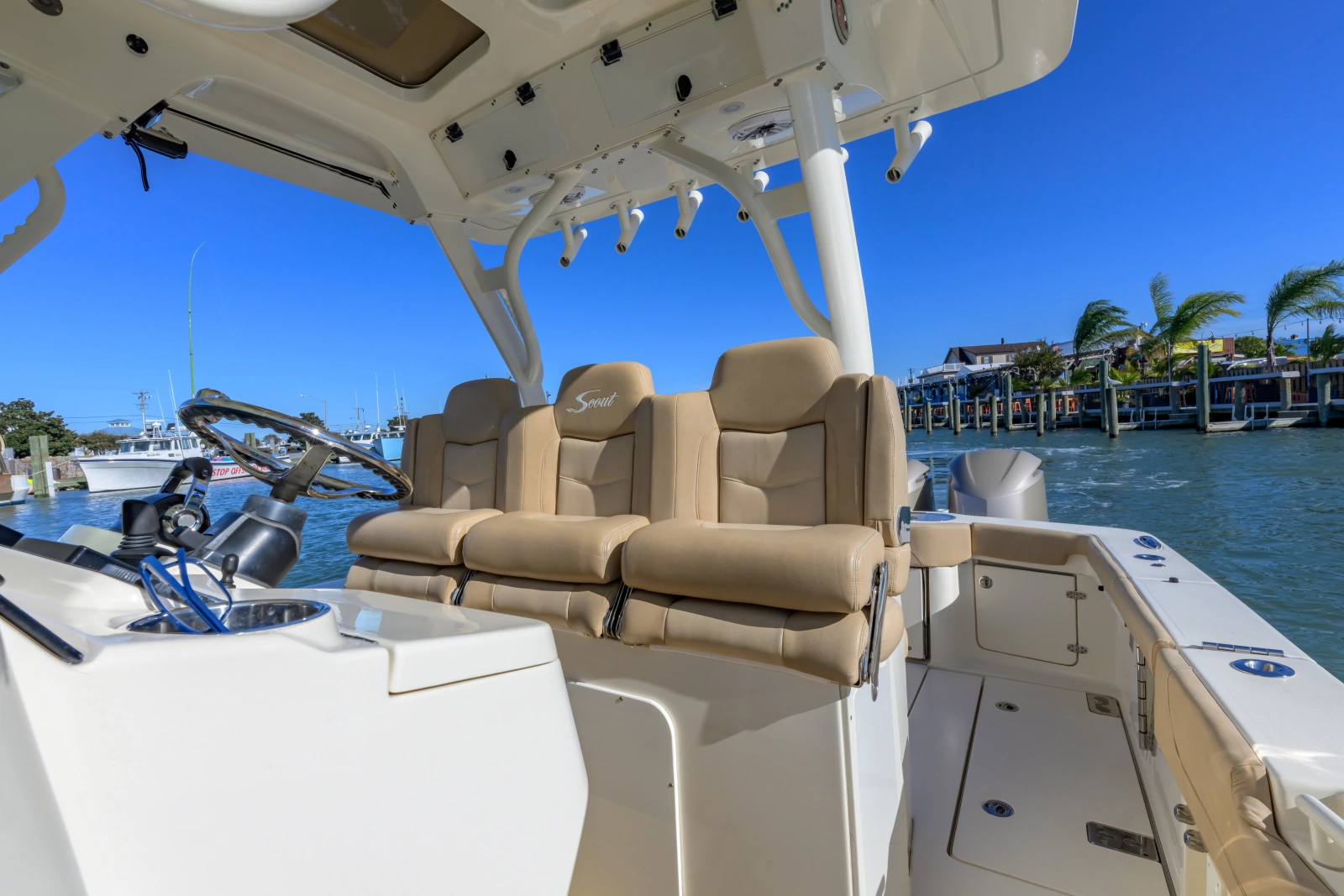 2018 Scout 355 LXF