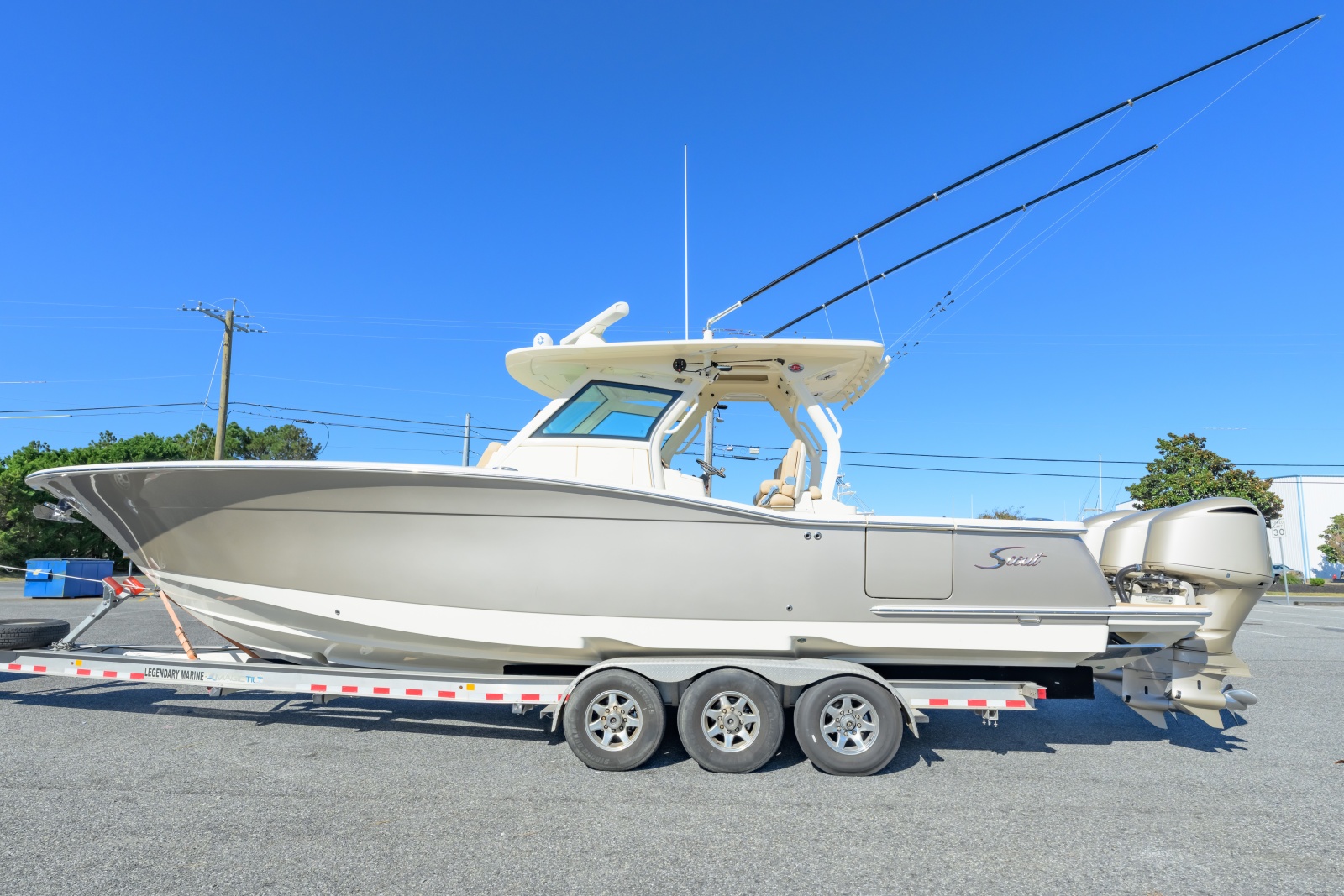 2018 Scout 355 LXF