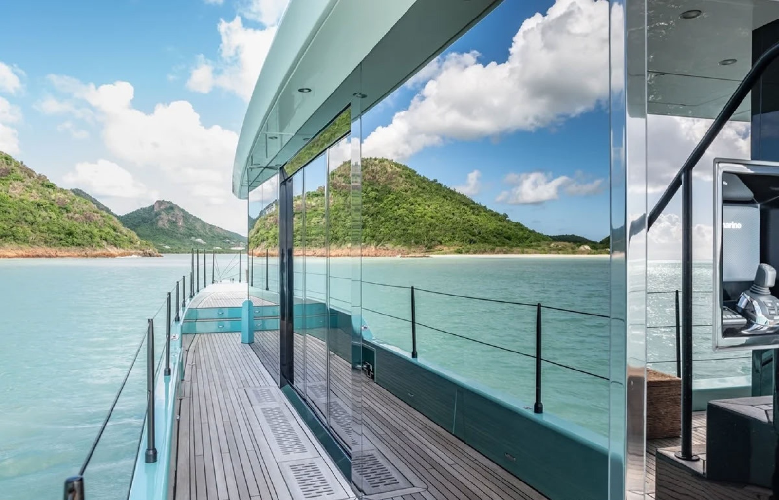 2017 Sunreef 70 Power Catamaran