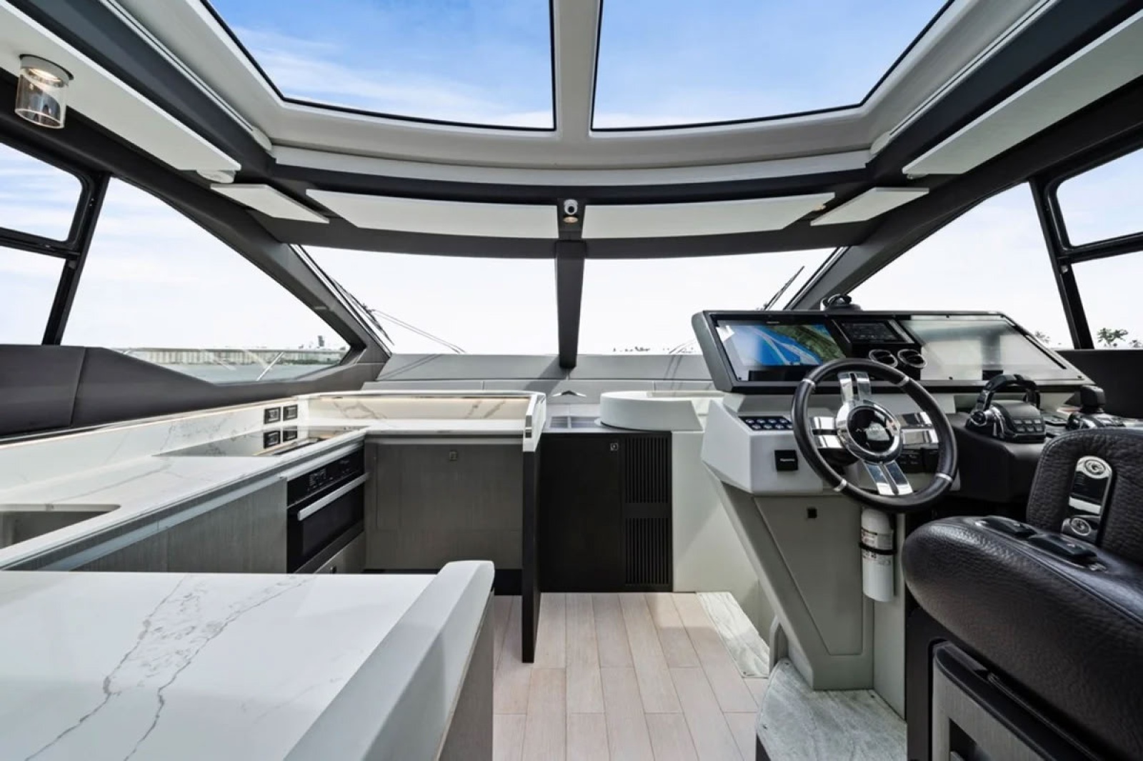 2019 Azimut S7