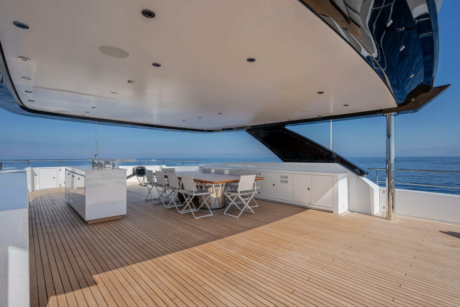 Sundeck Dining