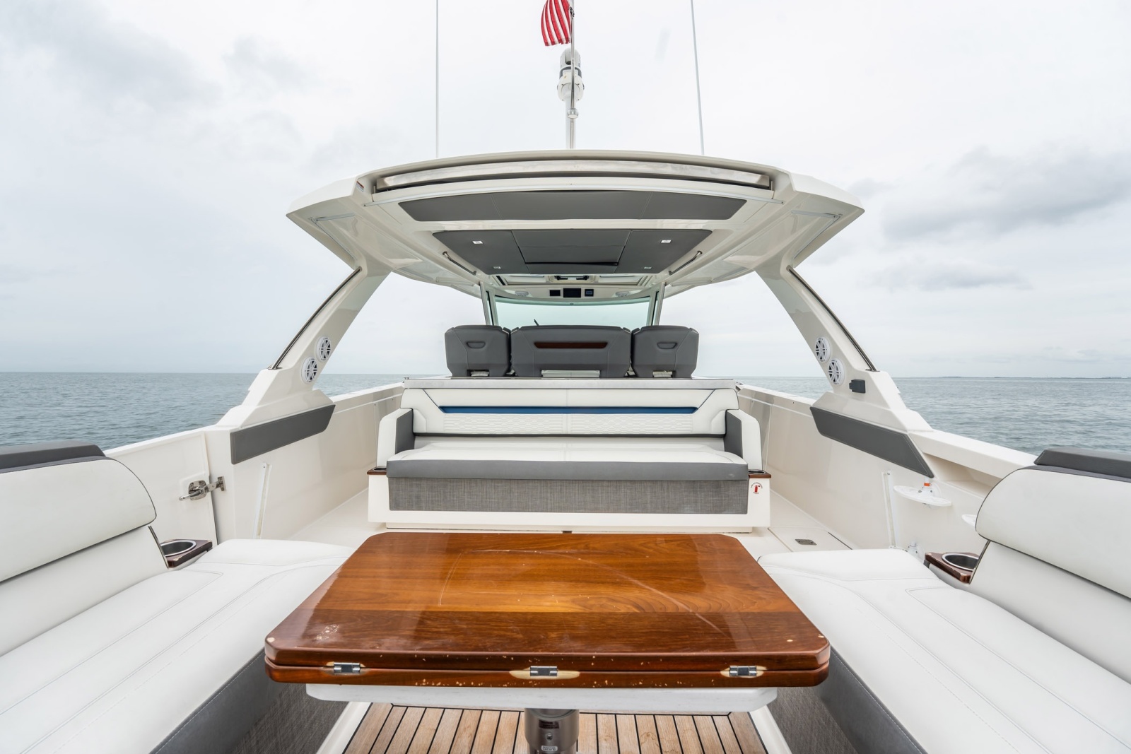 2021 Tiara Sport 43 LS — ESCALATION