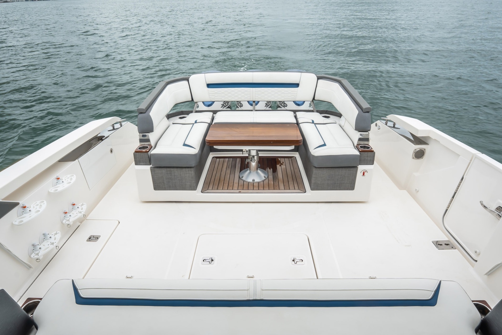 2021 Tiara Sport 43 LS — ESCALATION