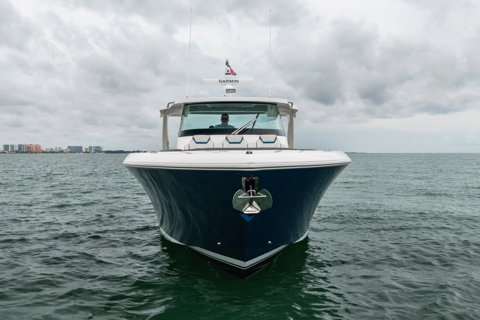 2021 Tiara Sport 43 LS