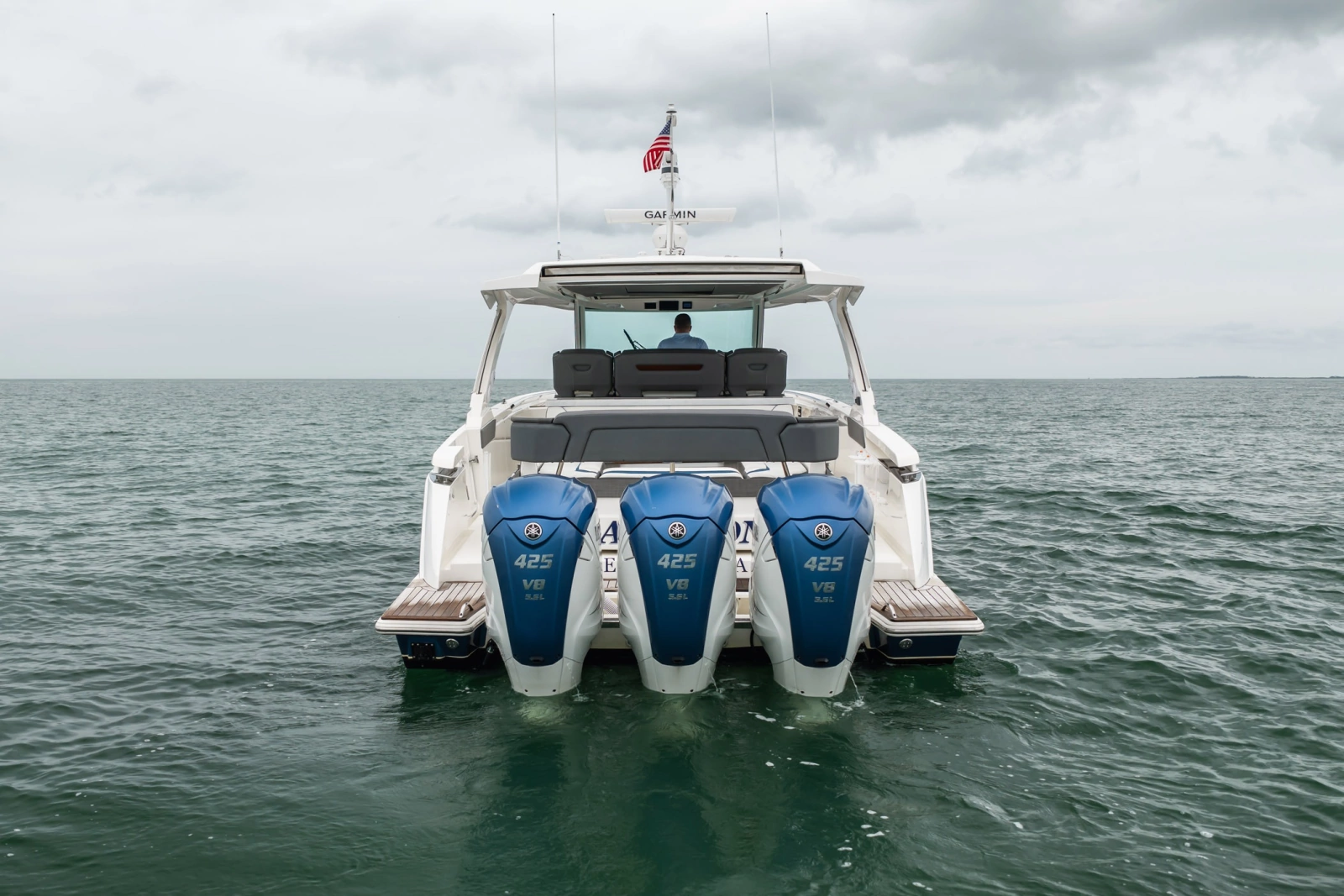 2021 Tiara Sport 43 LS
