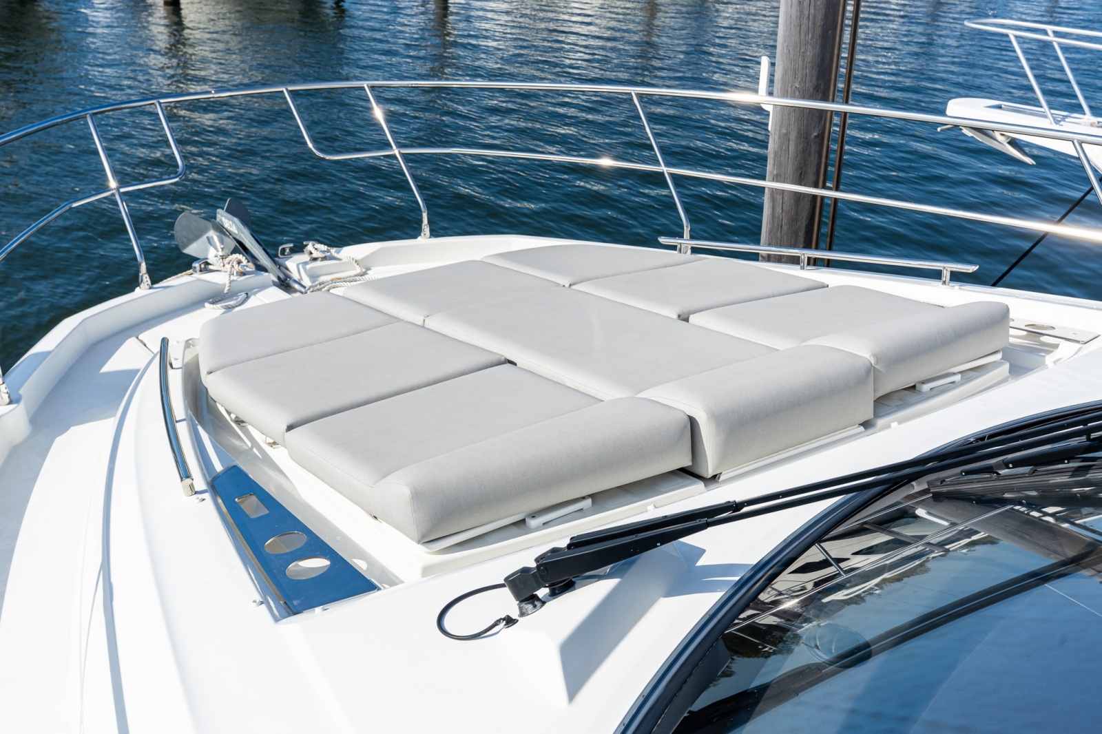 2022 Prestige 460