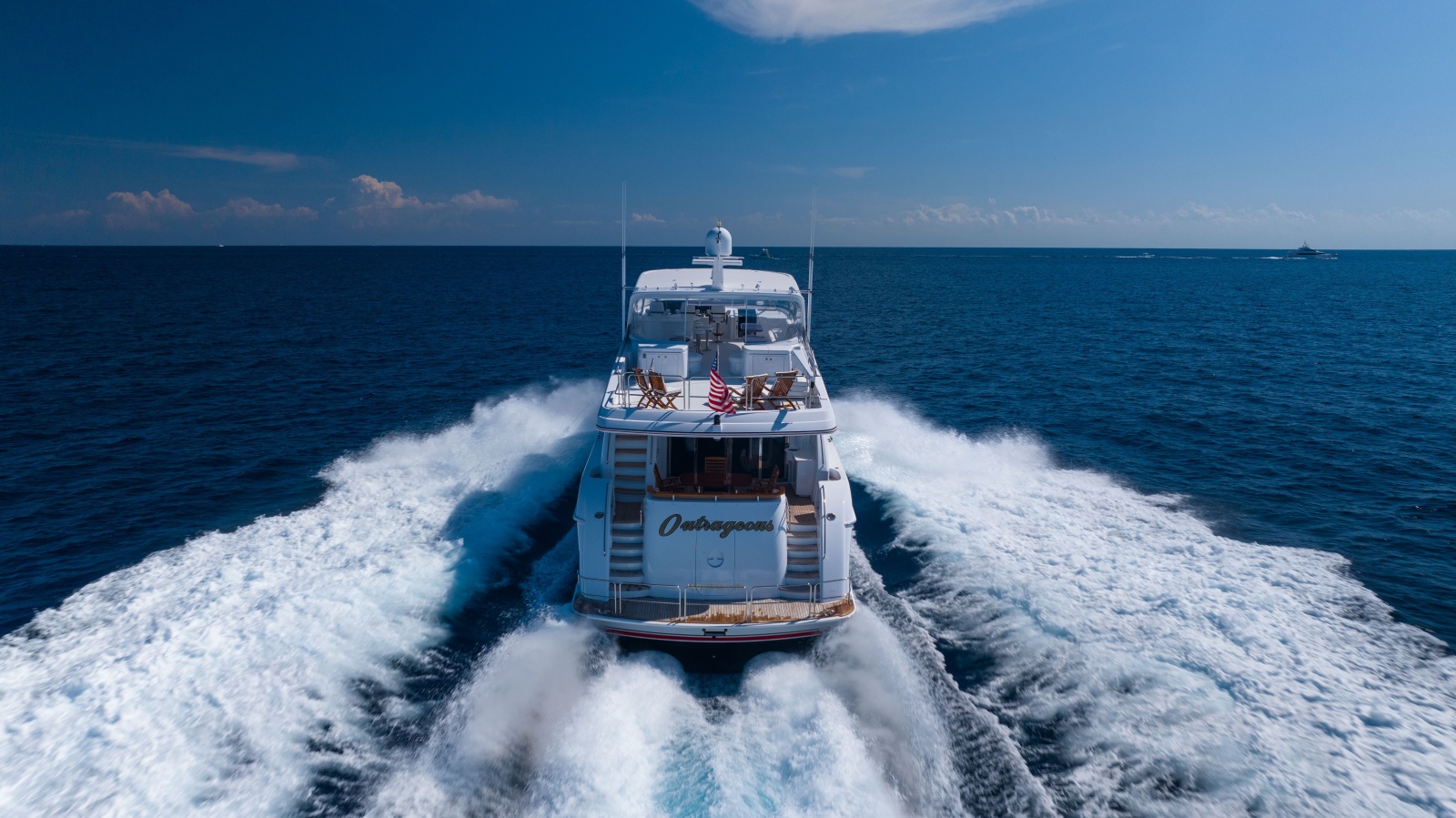 2005 Hatteras 80 Motor Yacht