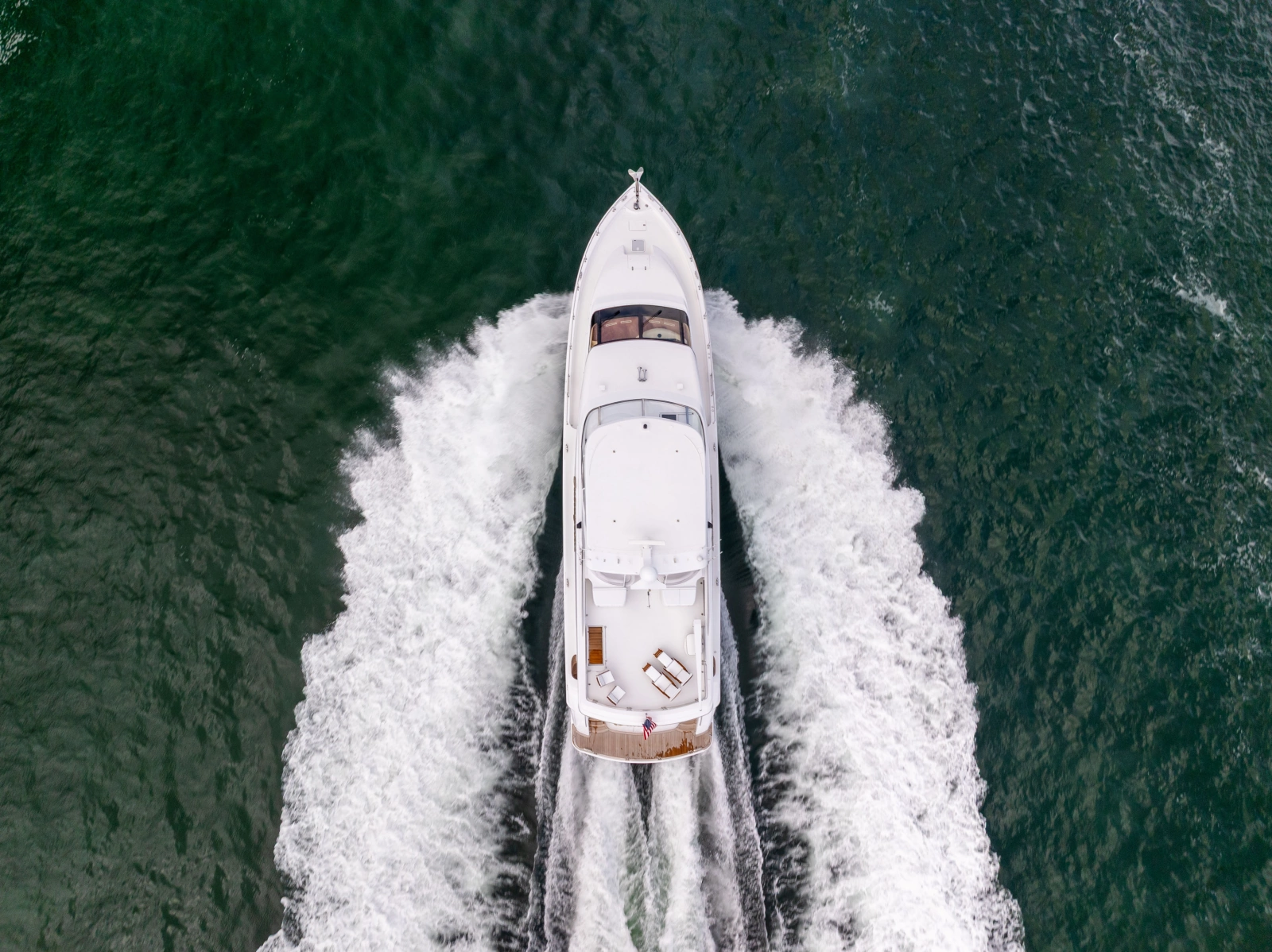 2005 Hatteras 80 Motor Yacht
