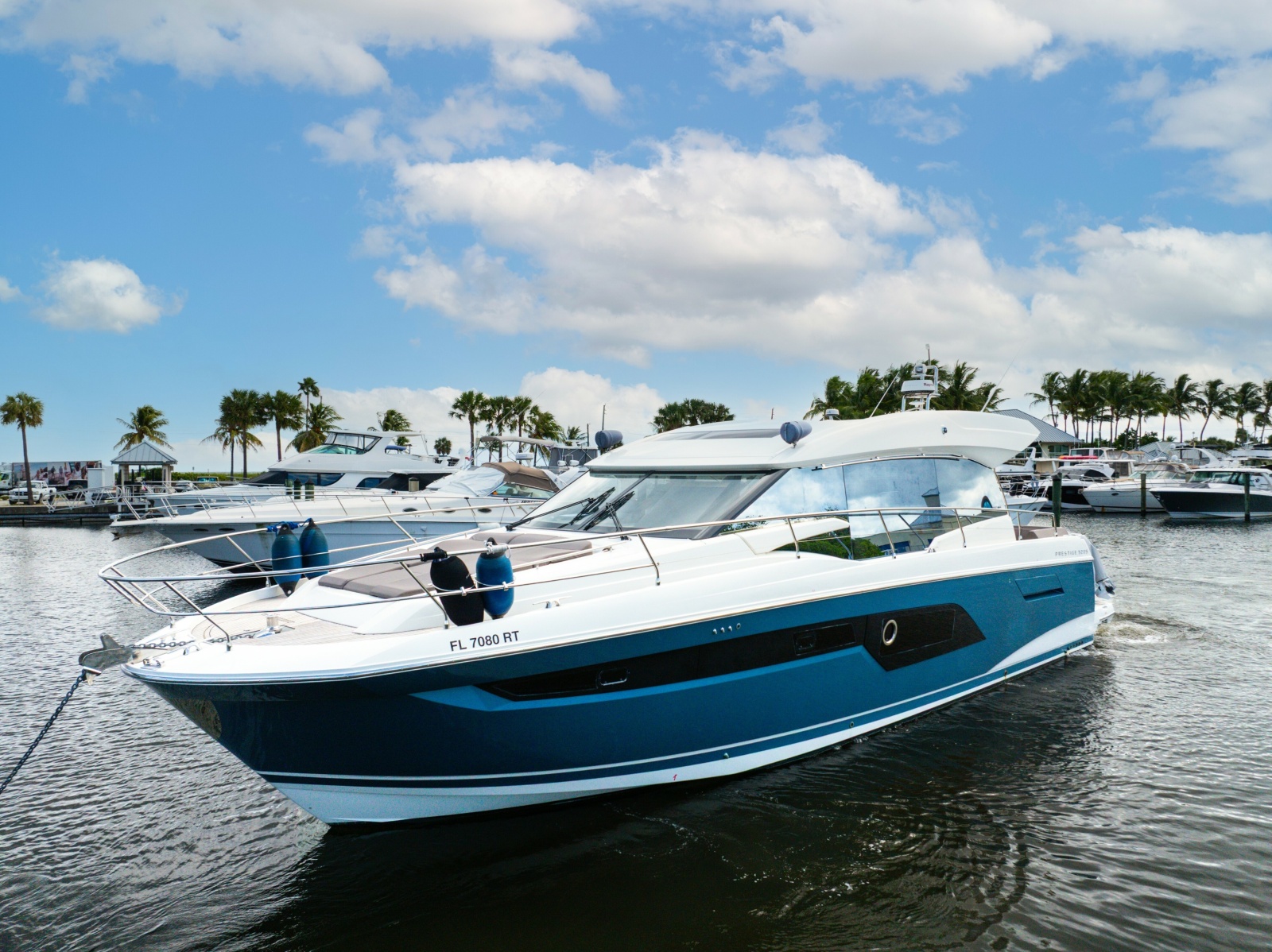 2019 Prestige 520S
