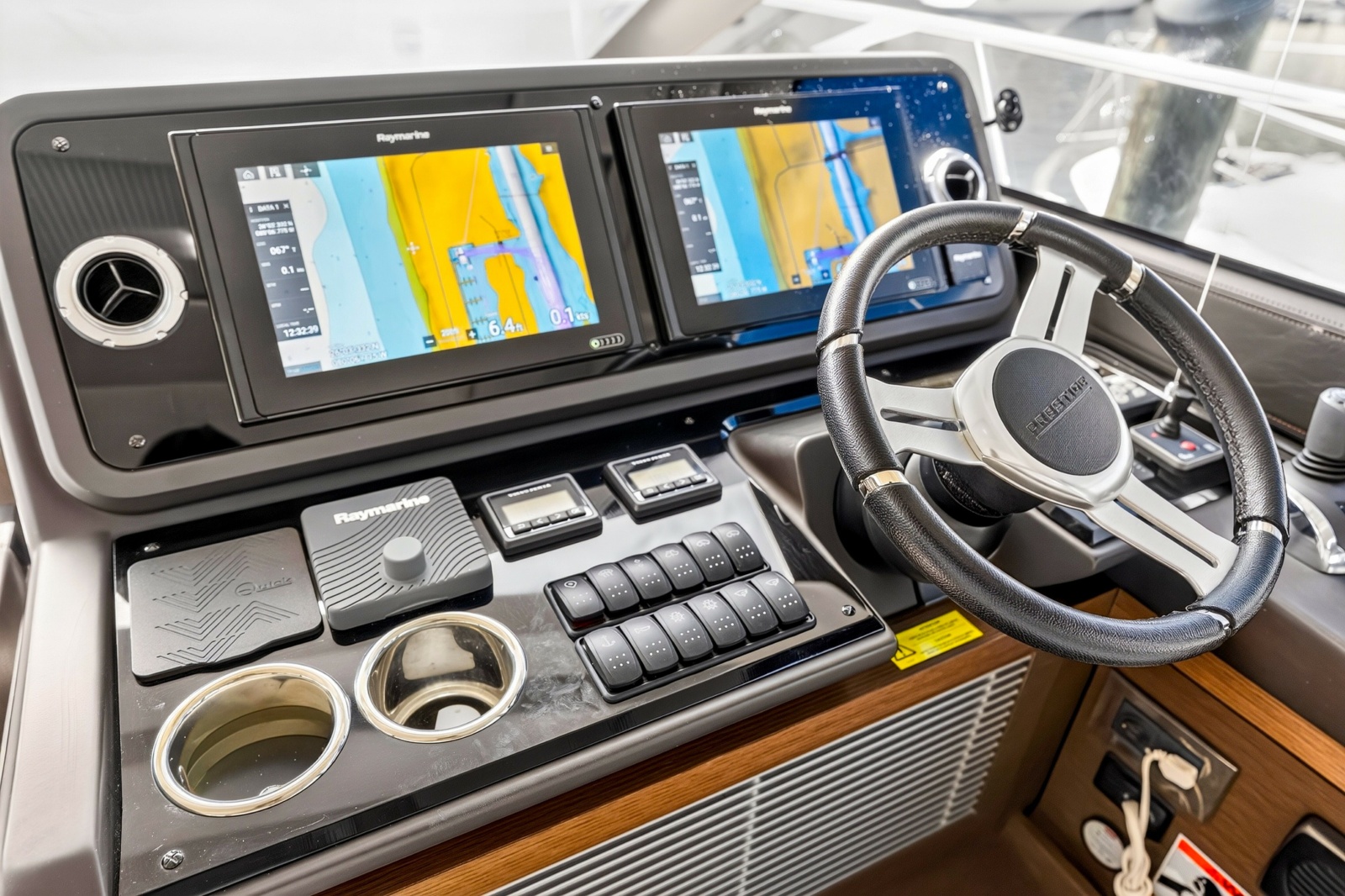 2019 Prestige 520S