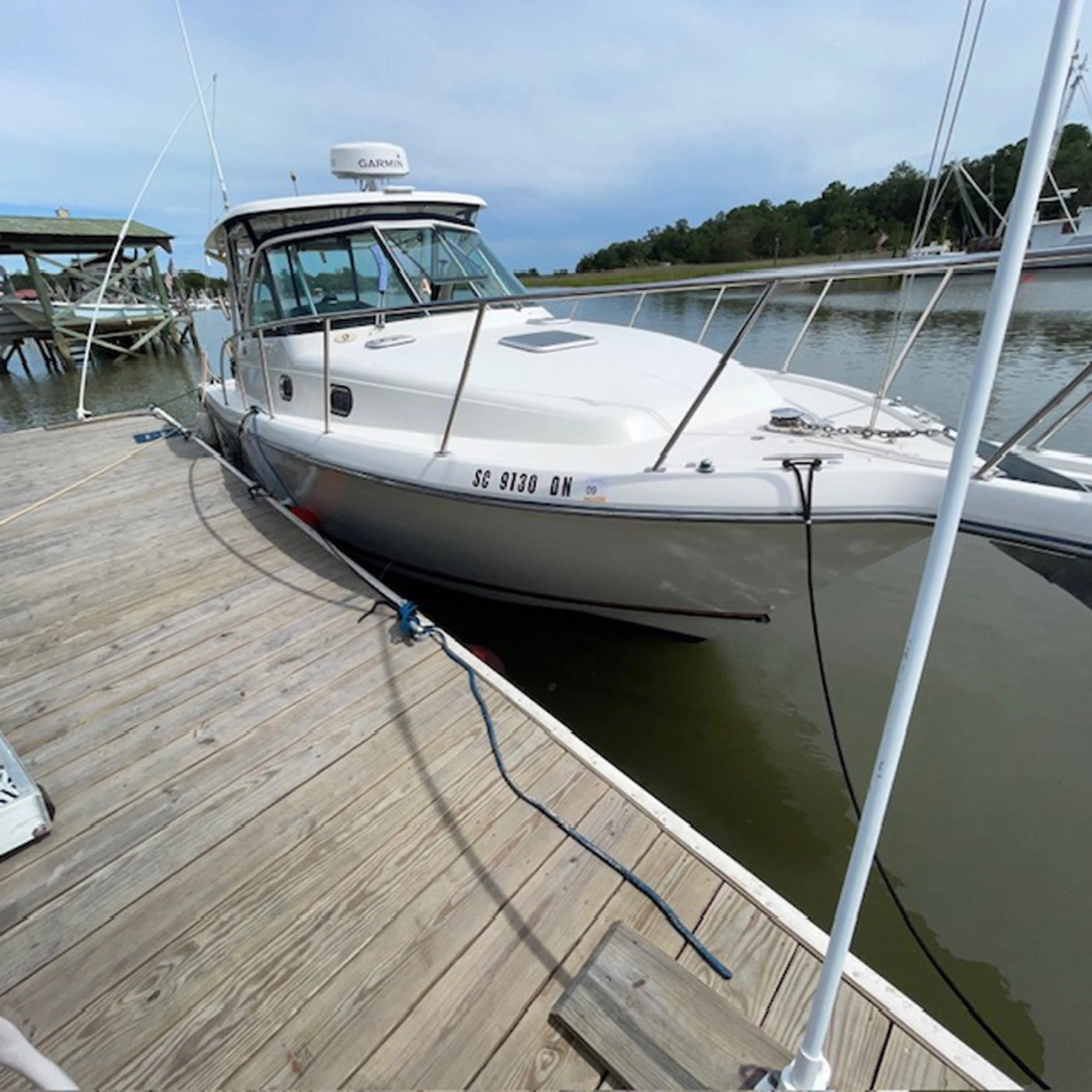 2005 Pursuit 3370 Offshore