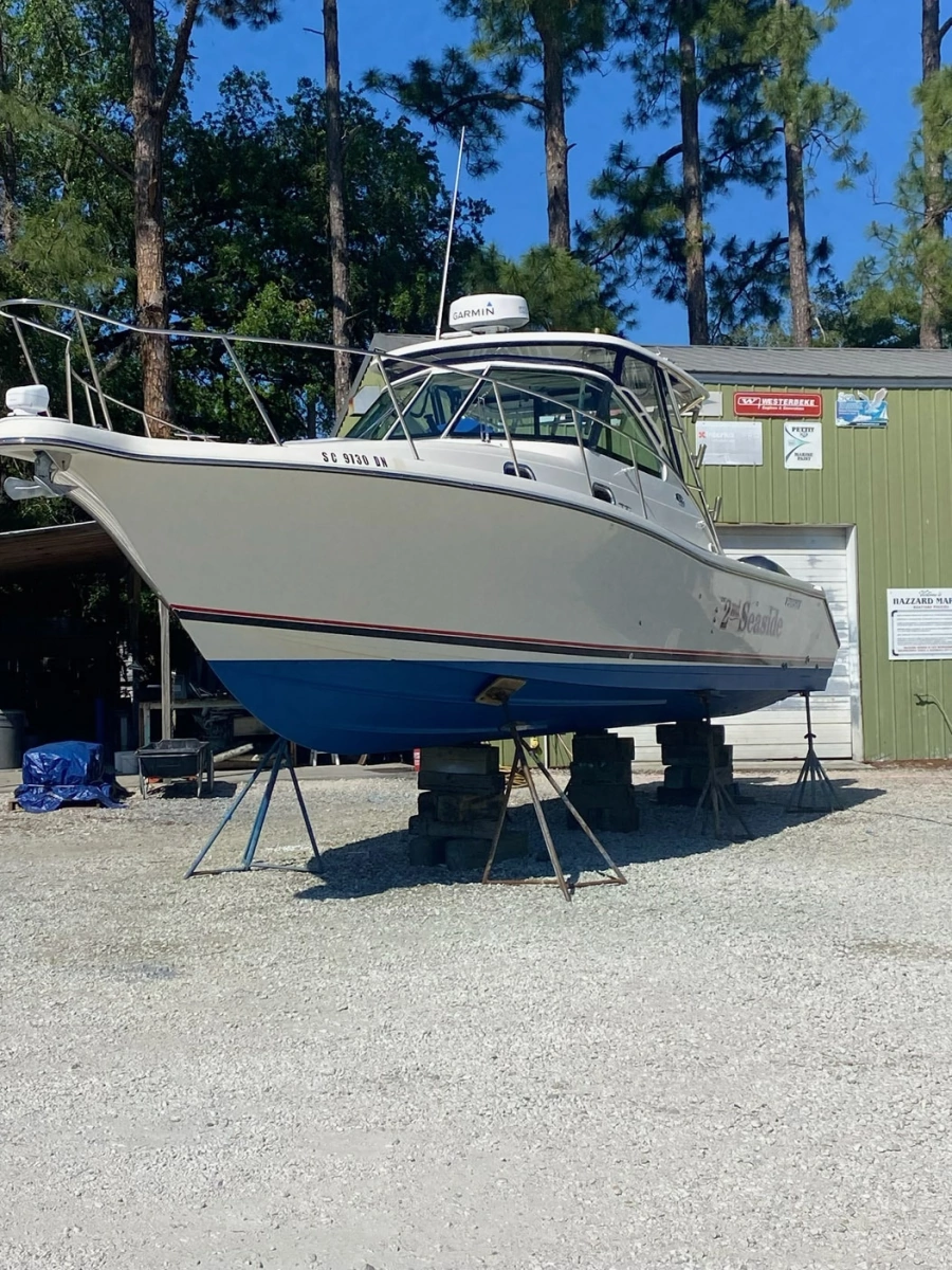 2005 Pursuit 3370 Offshore