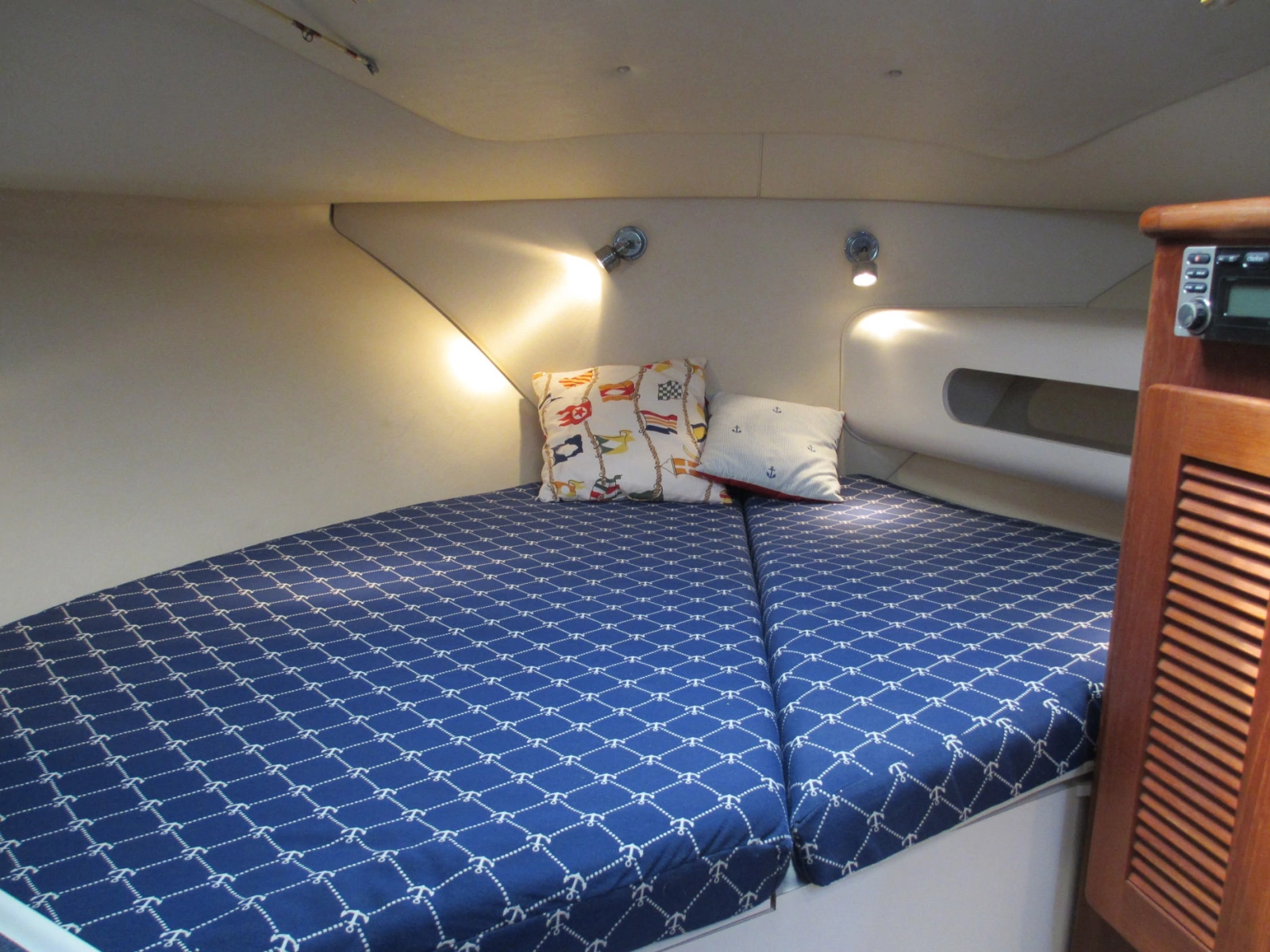 2005 Pursuit 3370 Offshore