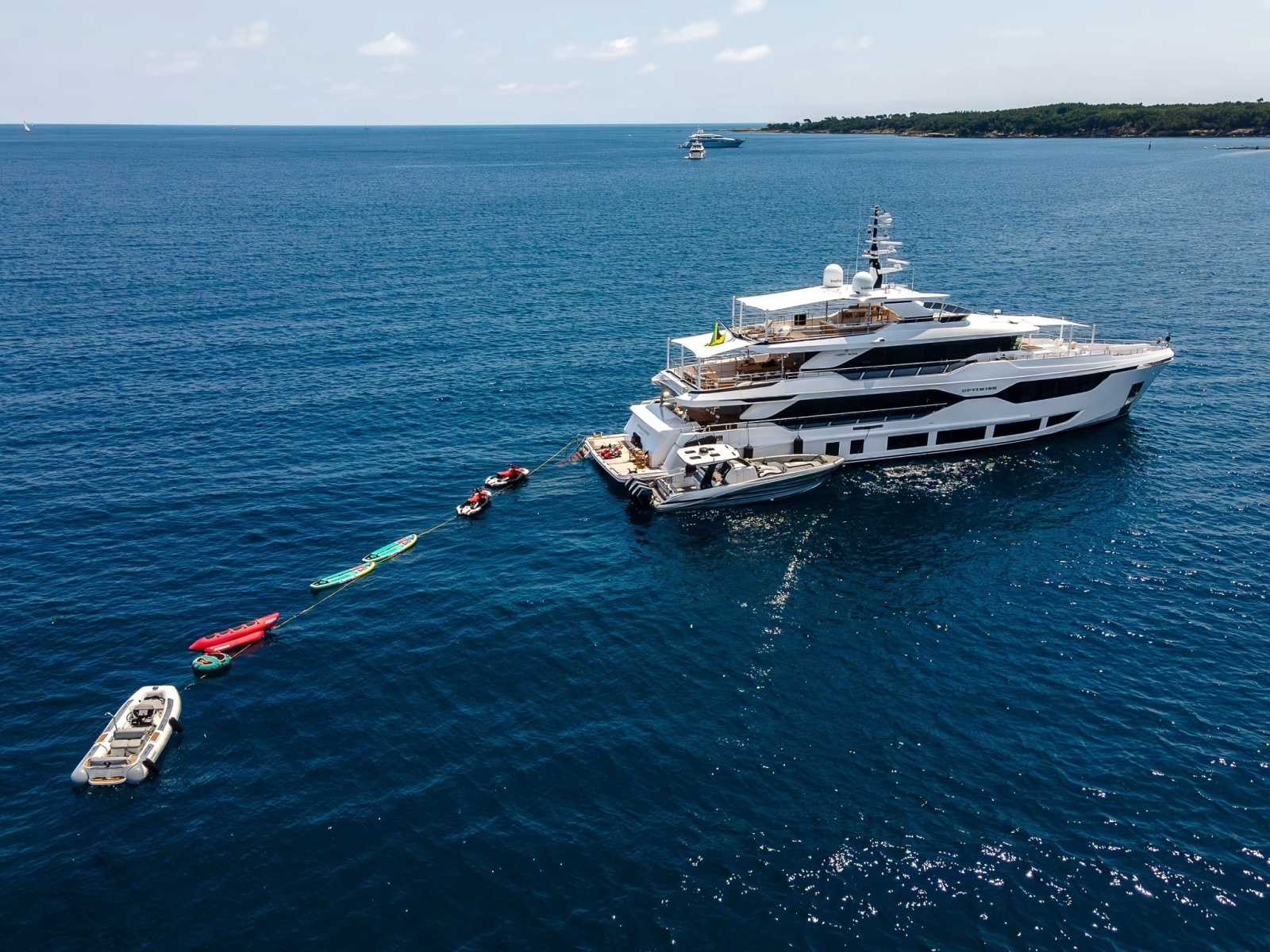 2024 Gulf Craft Majesty 120