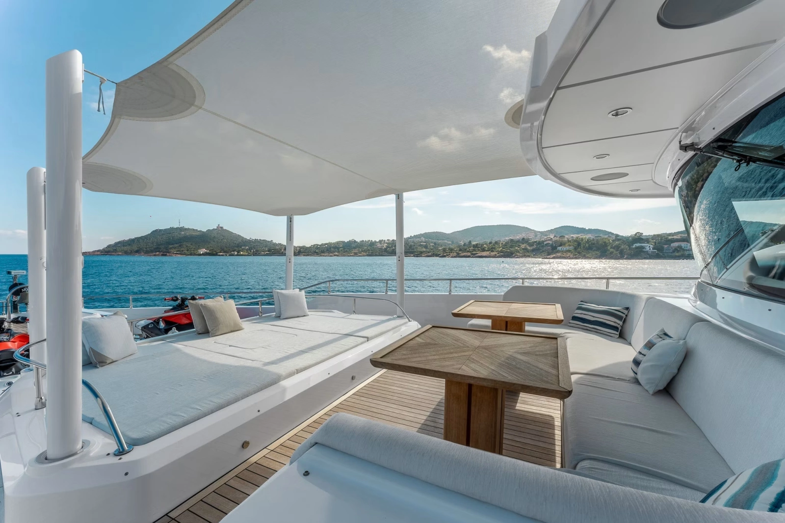 2024 Gulf Craft Majesty 120