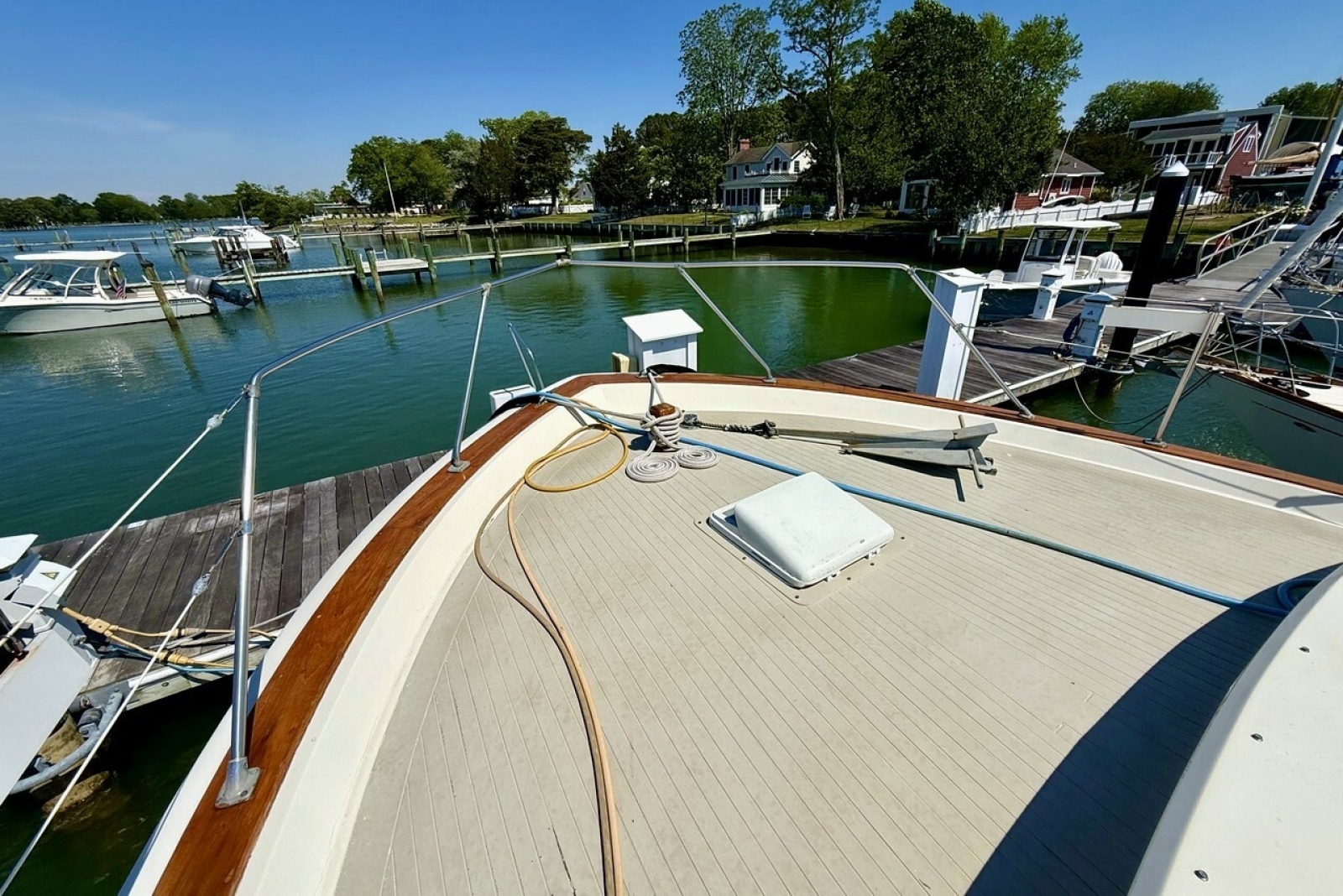 1967 Chris-Craft 47 Commander