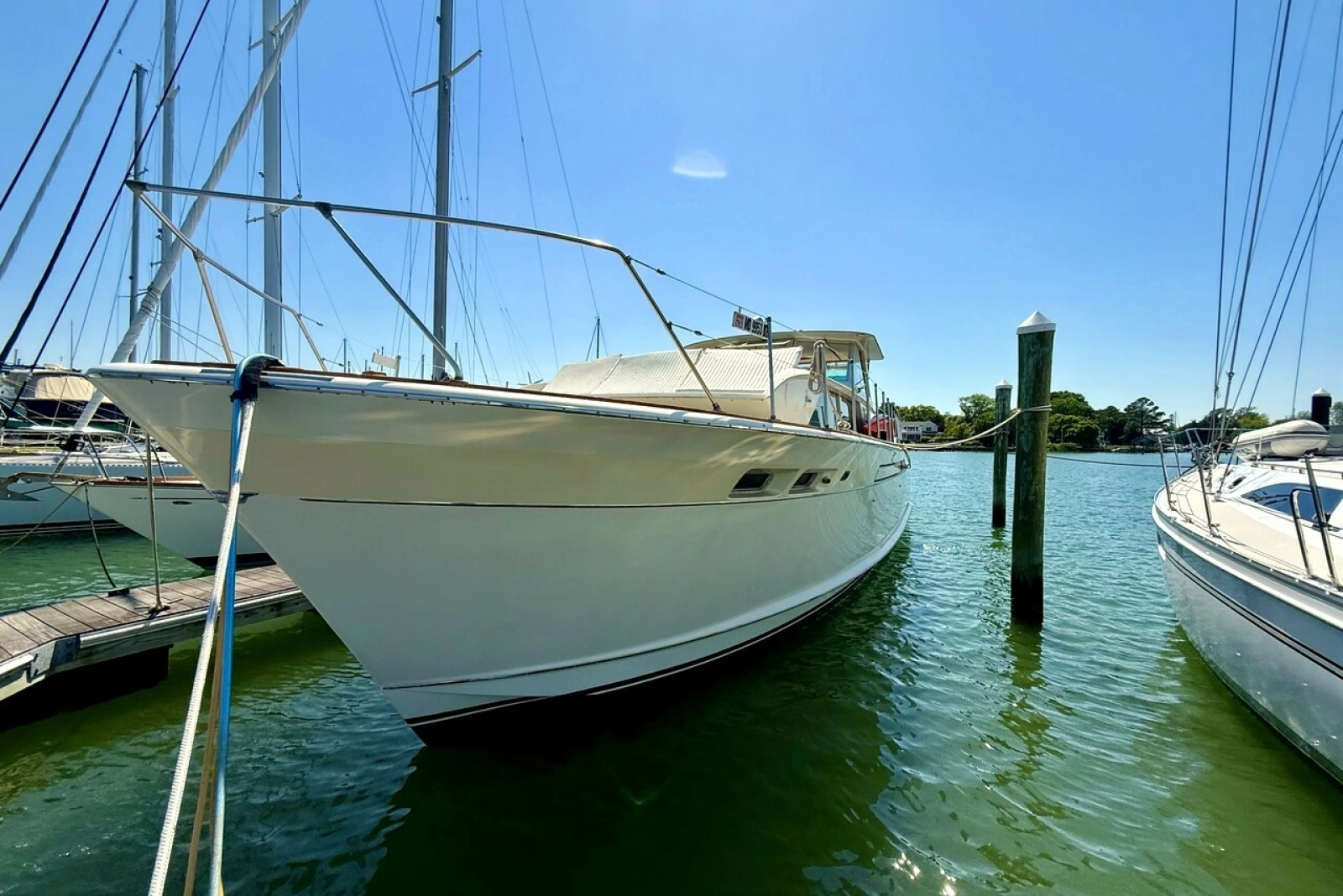 1967 Chris-Craft 47 Commander