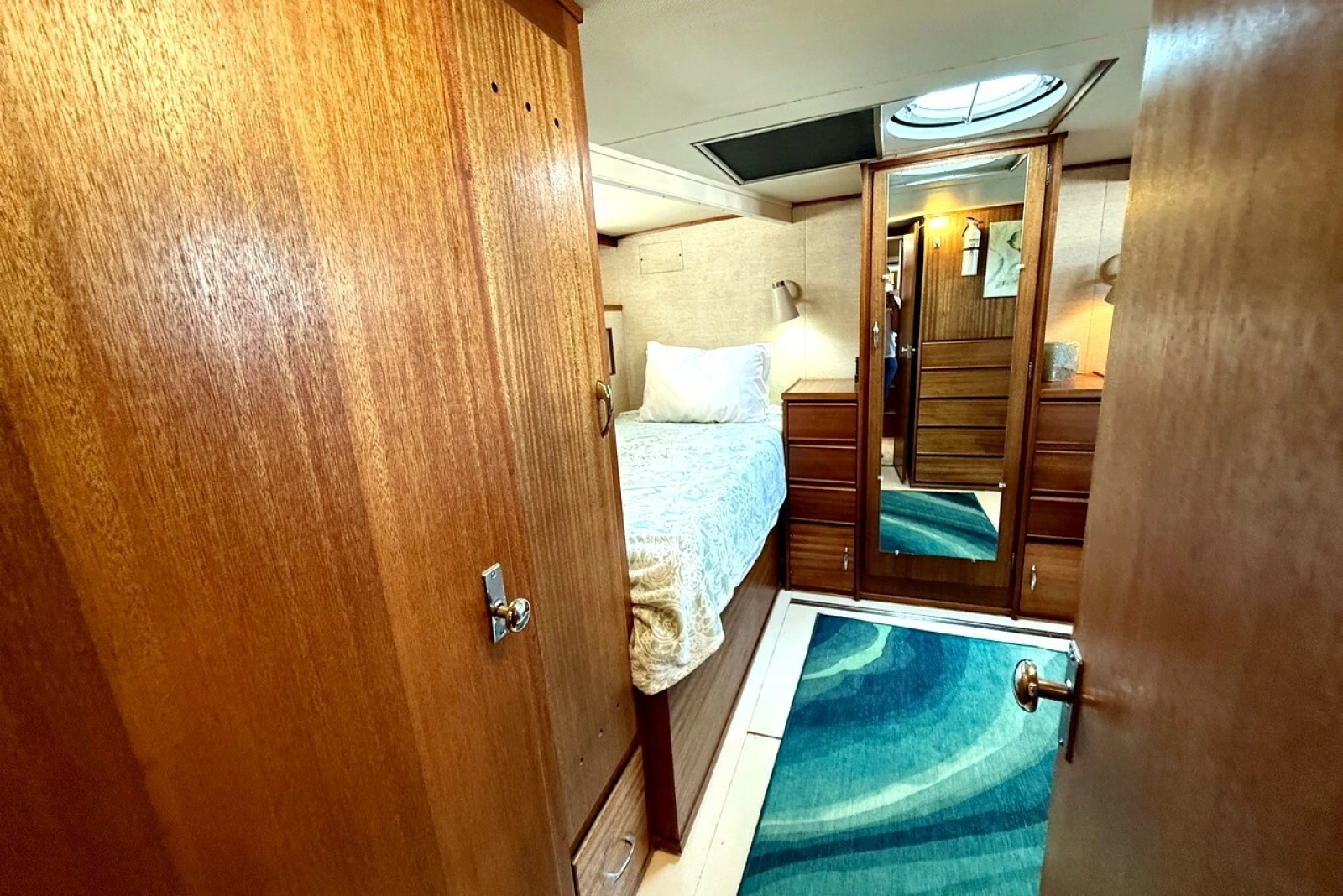 1967 Chris-Craft 47 Commander