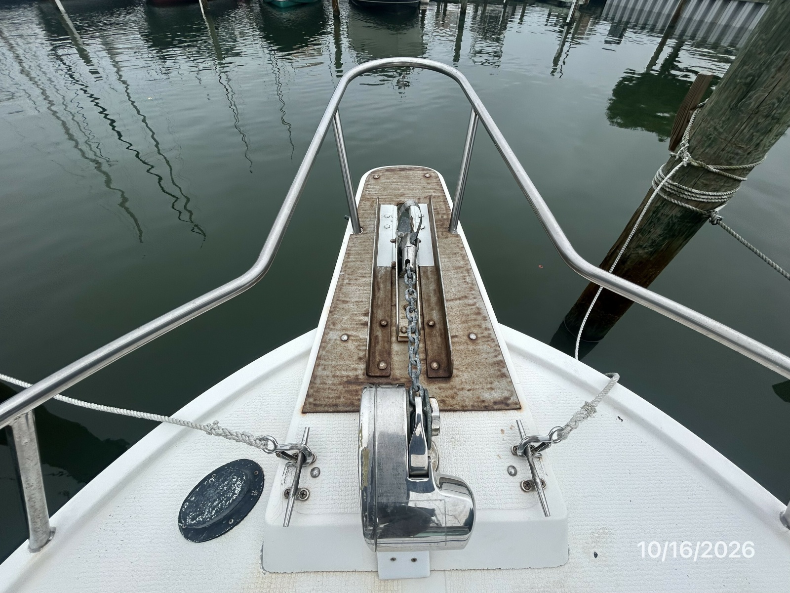 26' Shamrock anchor windlass3