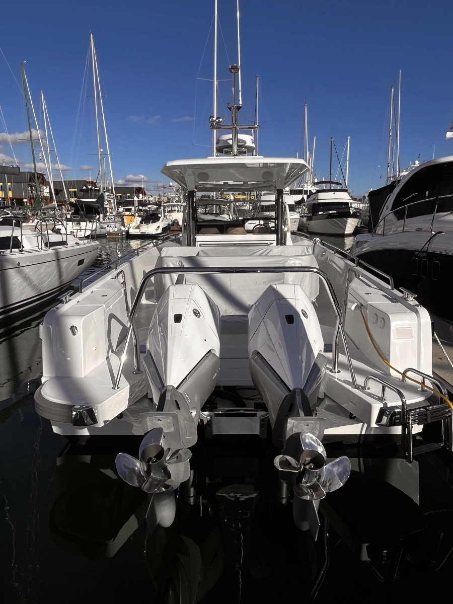 2023 Nimbus Tender 11
