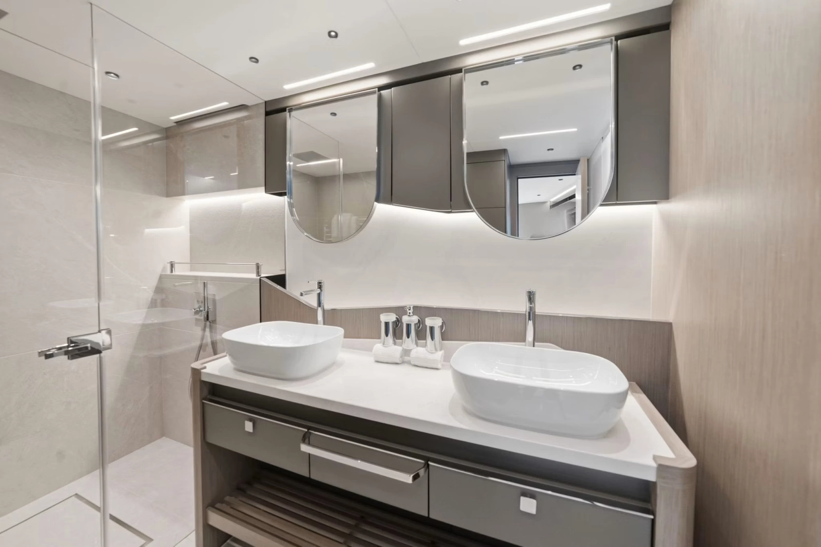 2024 Sunseeker 