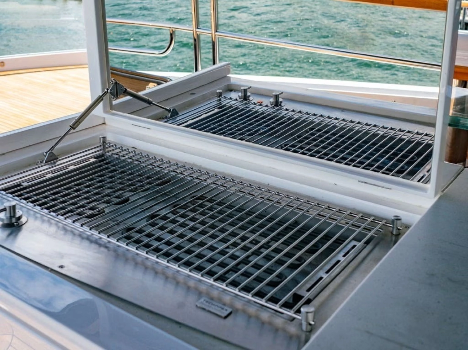 2024 Sunseeker 