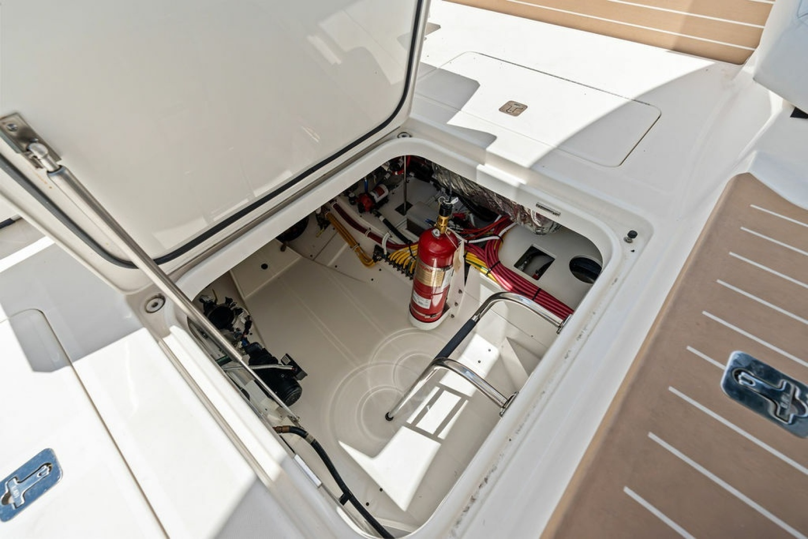 2024 Tiara Yachts 48 LE