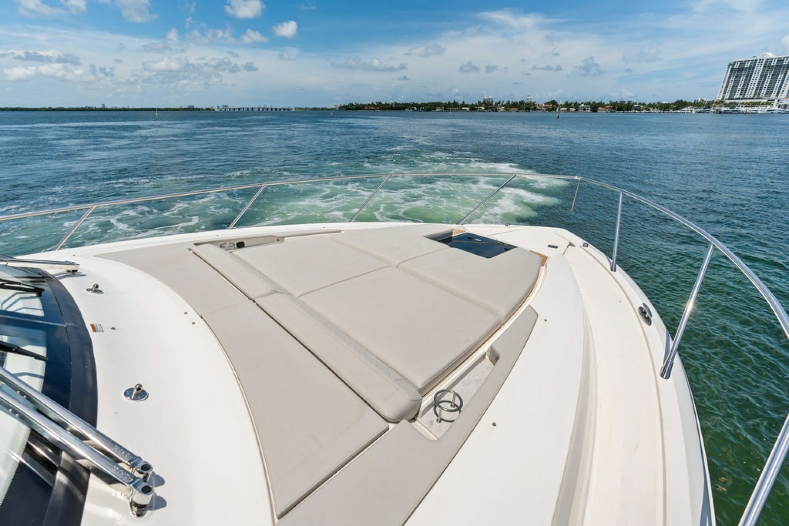 2024 Tiara Yachts 48 LE