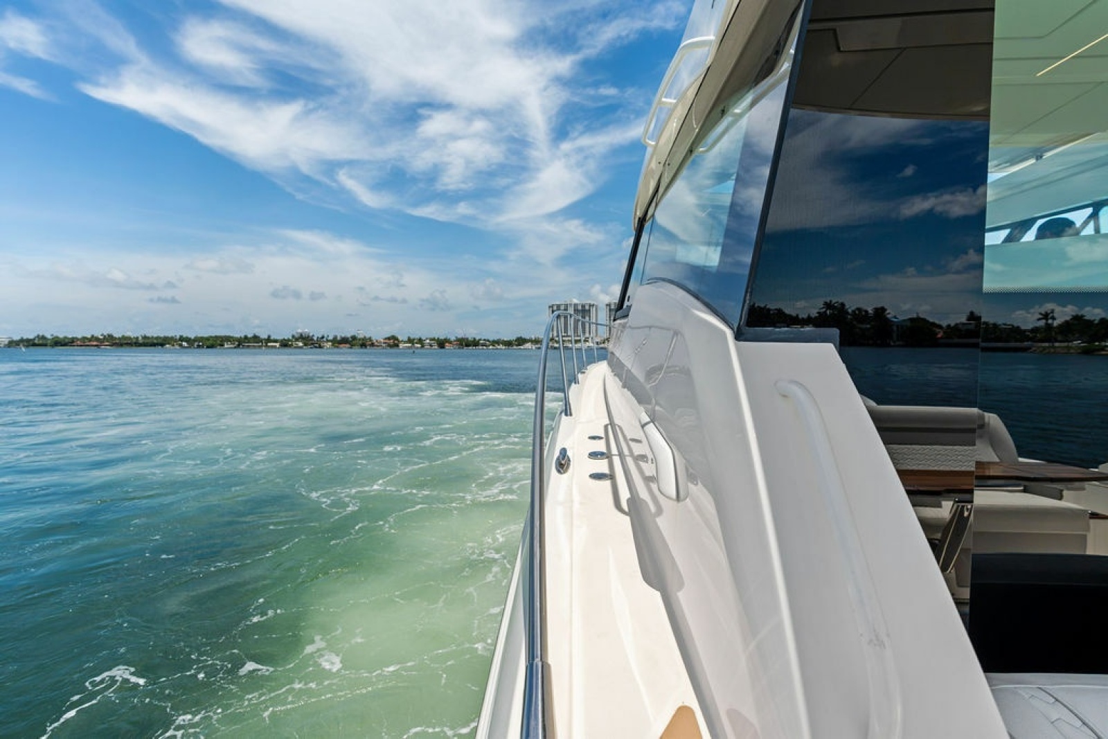 2024 Tiara Yachts 48 LE