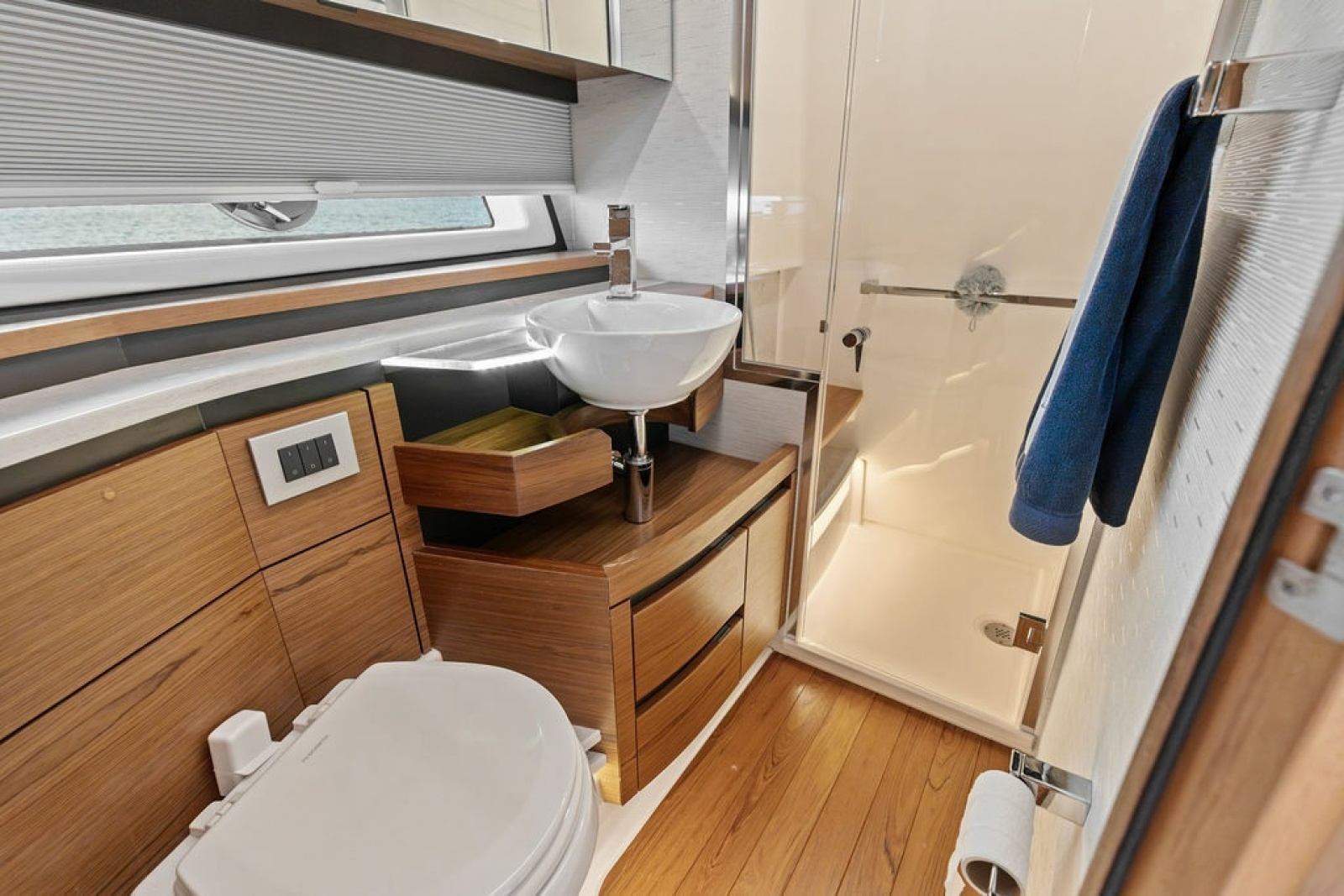 2024 Tiara Yachts 48 LE