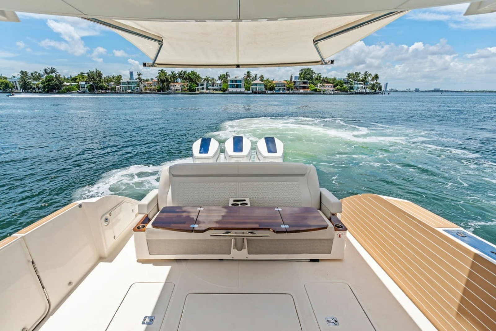 2024 Tiara Yachts 48 LE