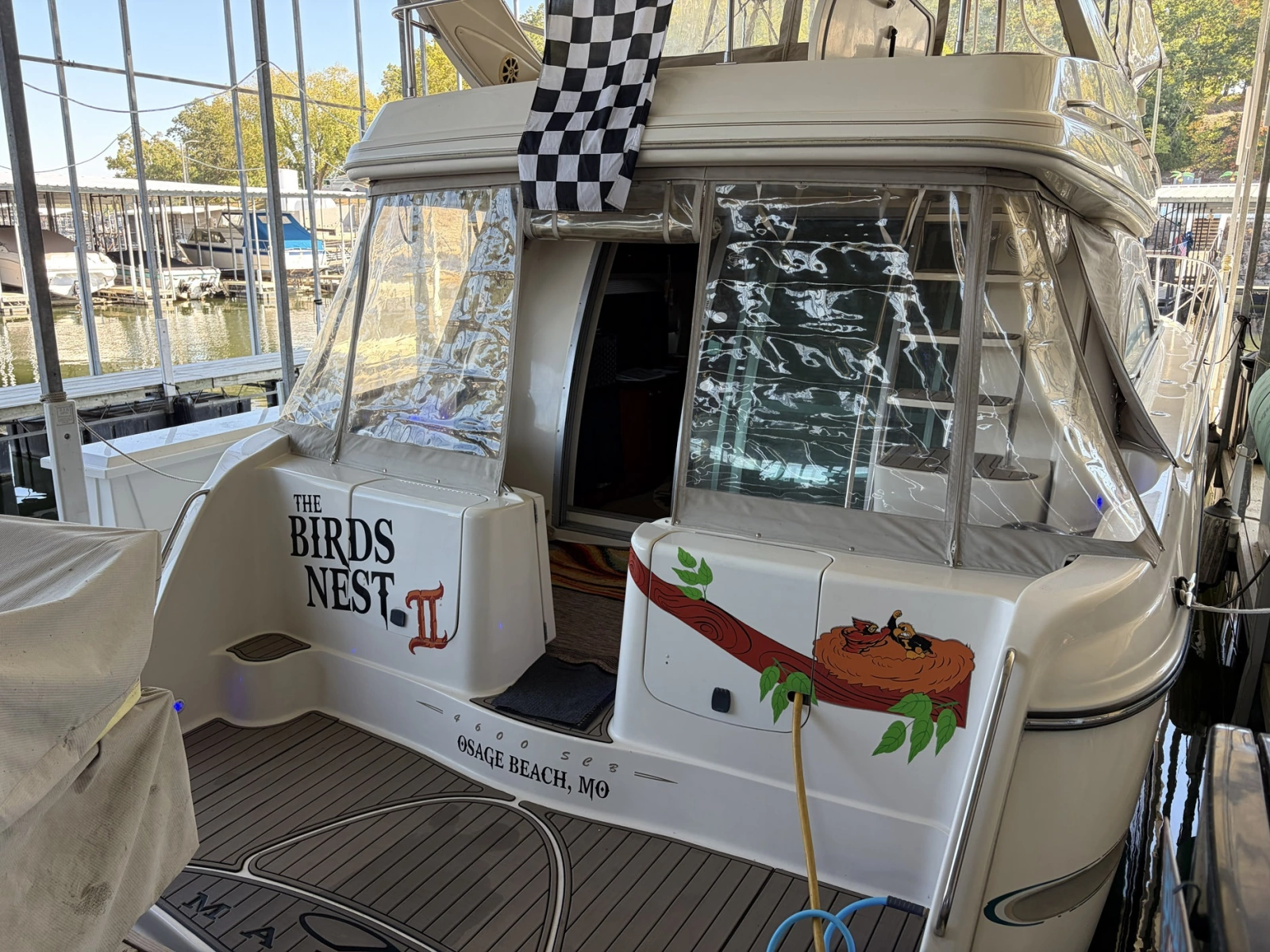 1998 Maxum 4600 SCB