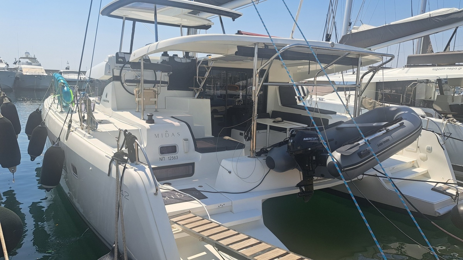 2020 Lagoon 42