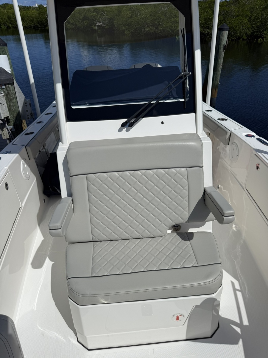 2023 Pursuit S248 — 25' Pursuit S248