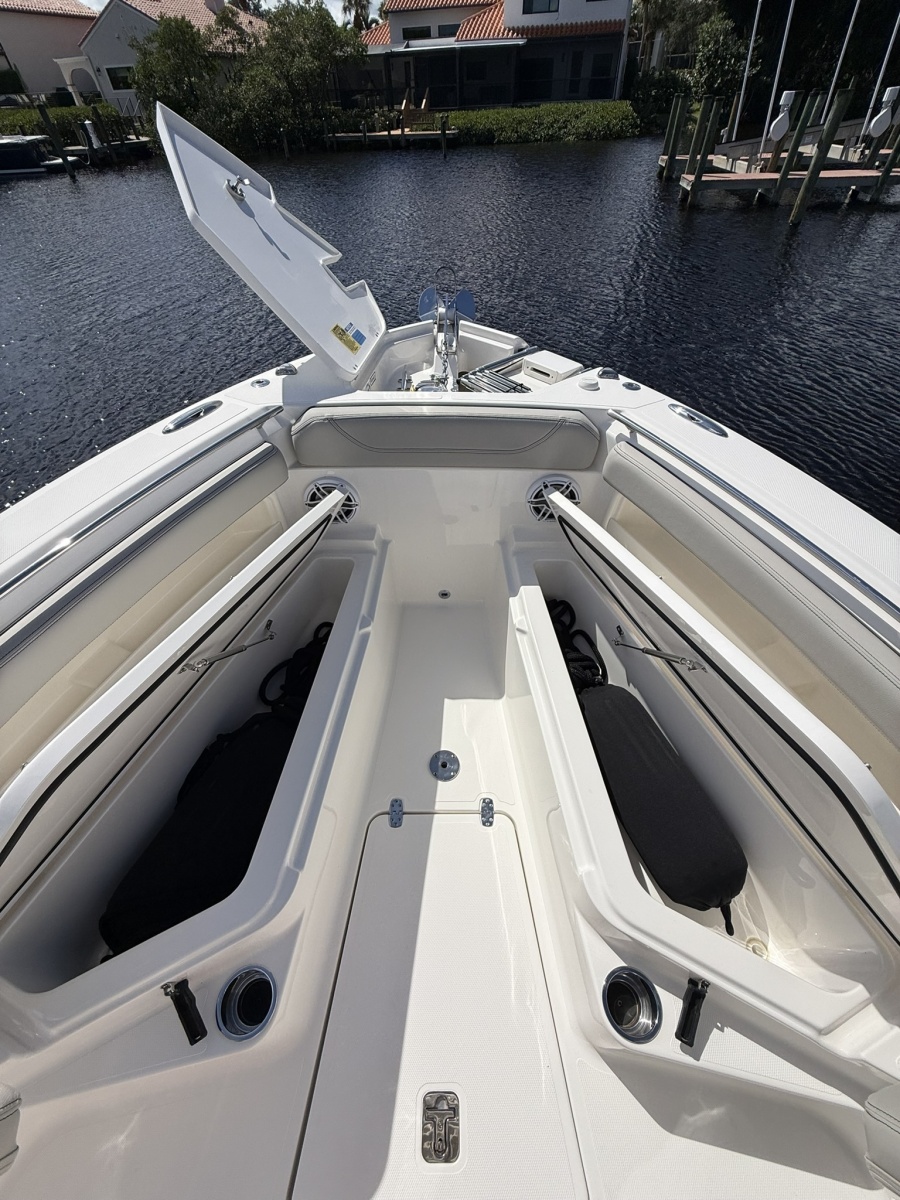 2023 Pursuit S248 — 25' Pursuit S248