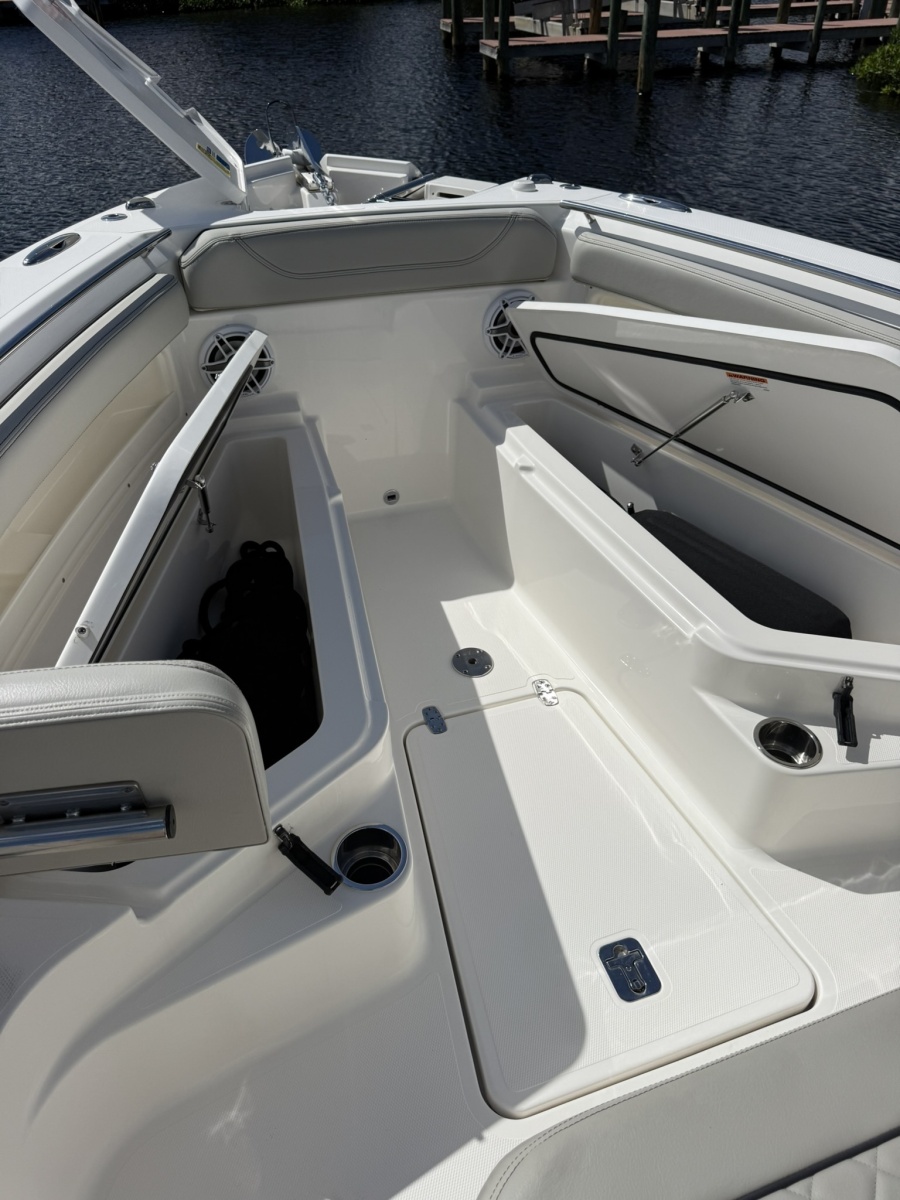2023 Pursuit S248 — 25' Pursuit S248
