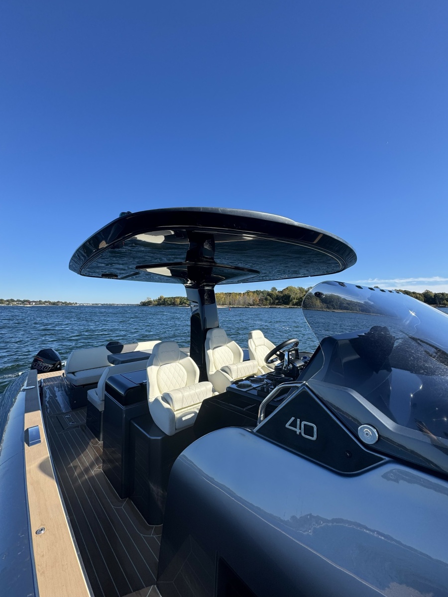 2024 Solaris 40F Open