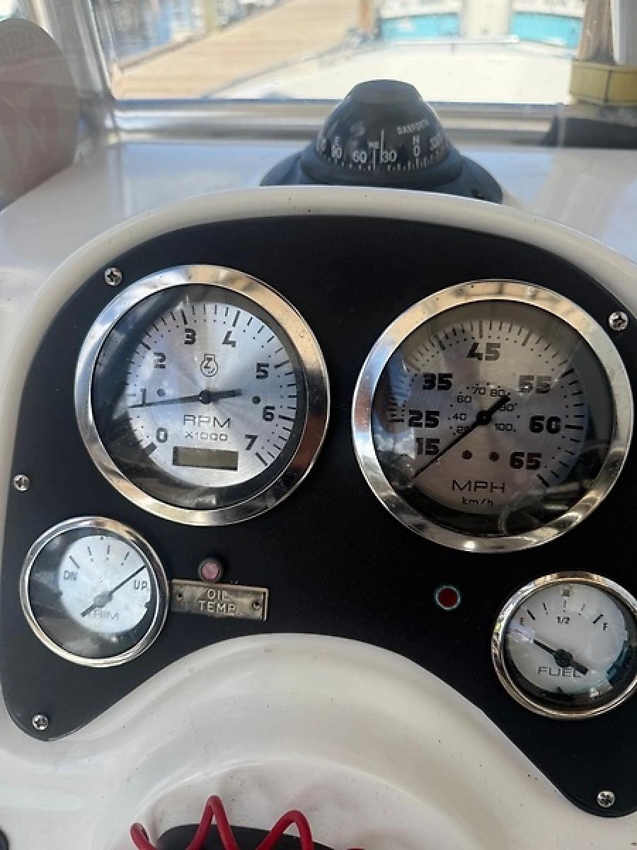 2005 Sailfish 206 CC