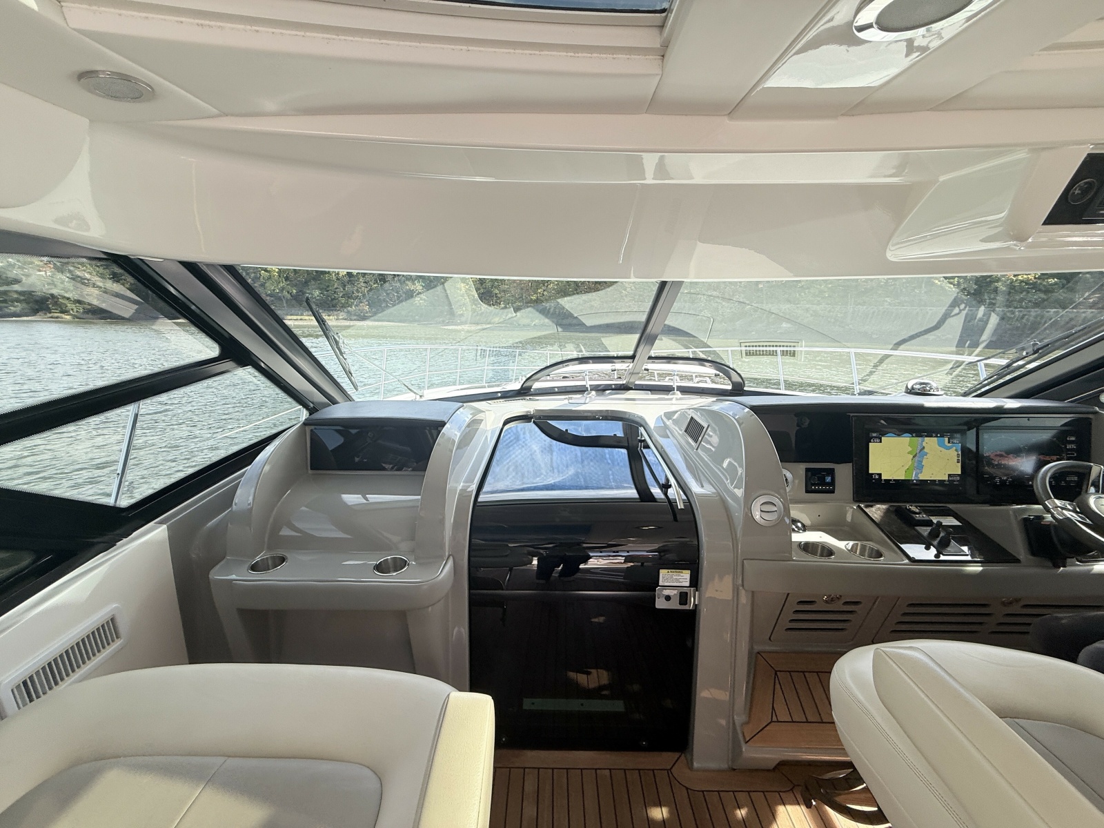 2013 Sea Ray 580 Sundancer